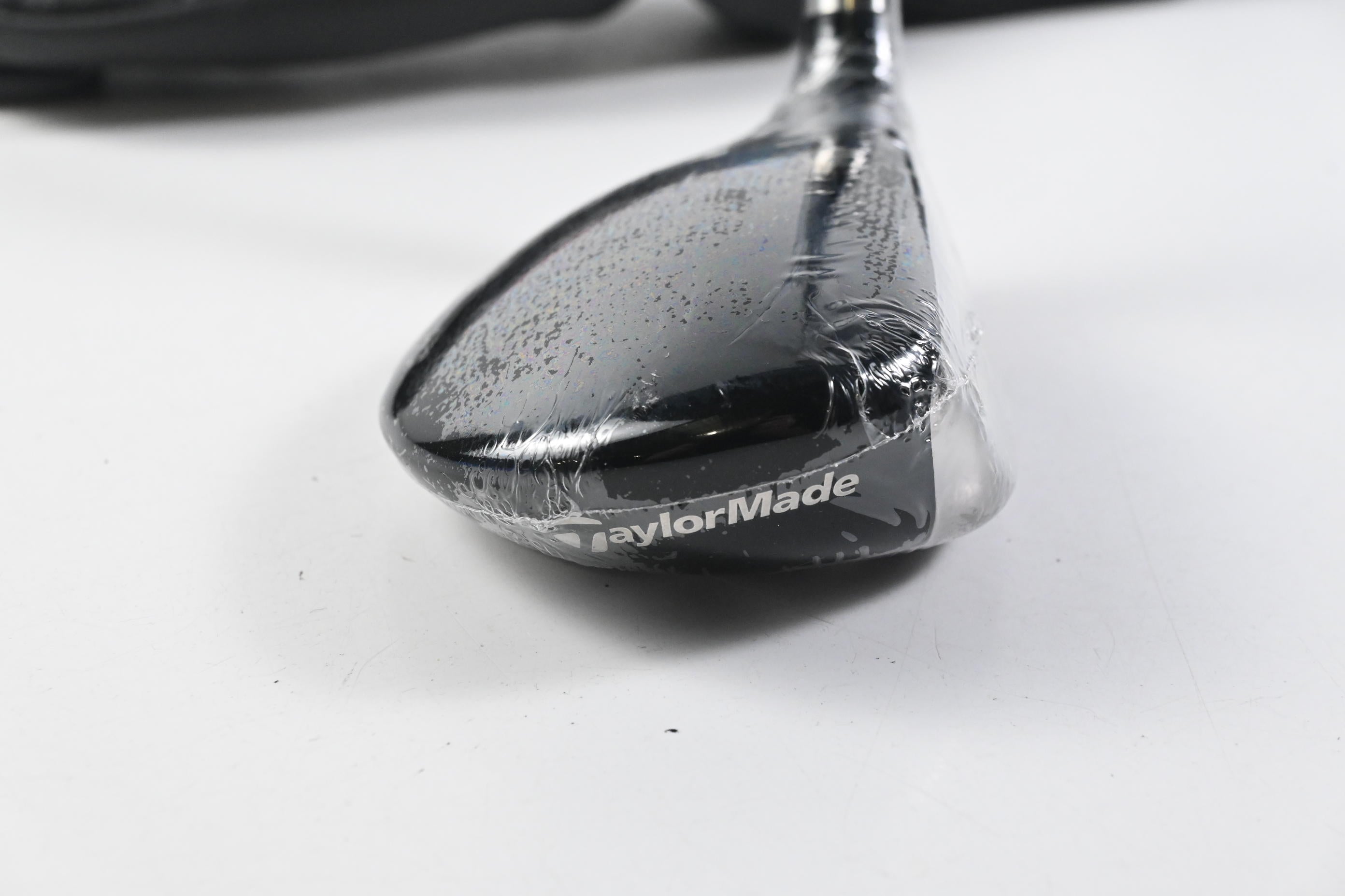 Taylormade RBZ #4 Hybrid / 22 Degree / Regular Flex Taylormade RBZ 65 Shaft