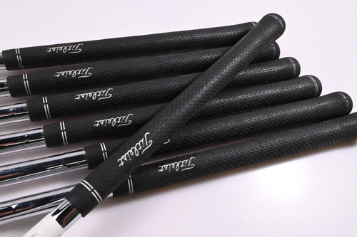 Titleist 714 MB Irons / 4-PW / X-Flex Steel Shafts