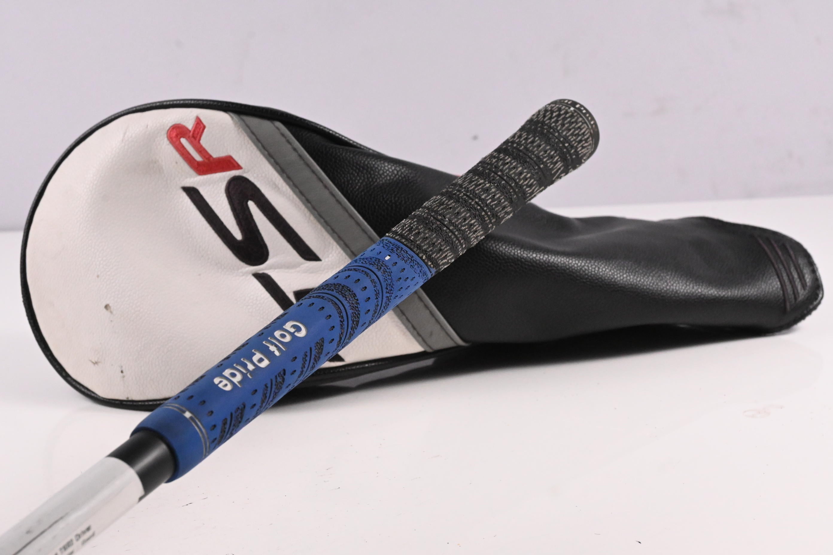 Titleist TSR2 Driver / 10 Degree / Regular Flex HZRDUS CB Red 50 Shaft