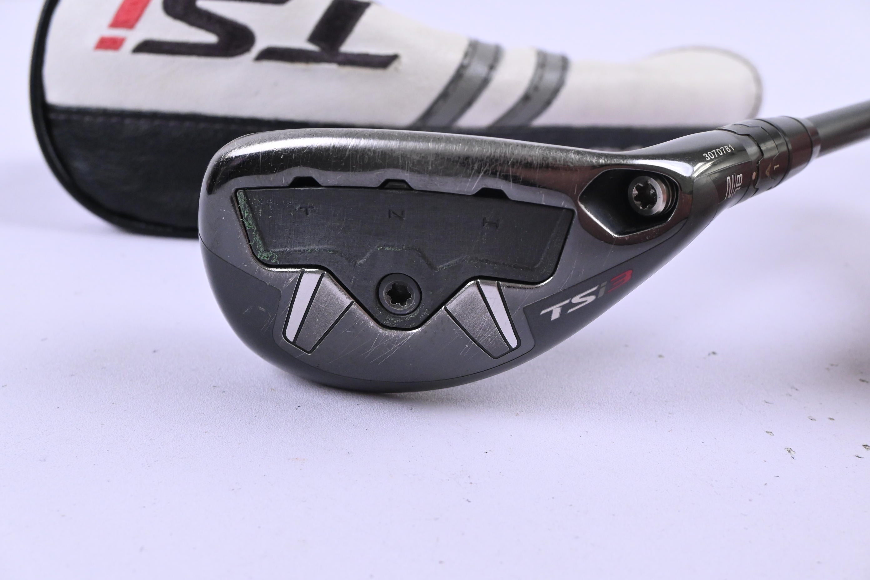 Titleist TSi3 #2 Hybrid / 18 Degree / Stiff Flex HZRDUS Smoke Black 80 Shaft