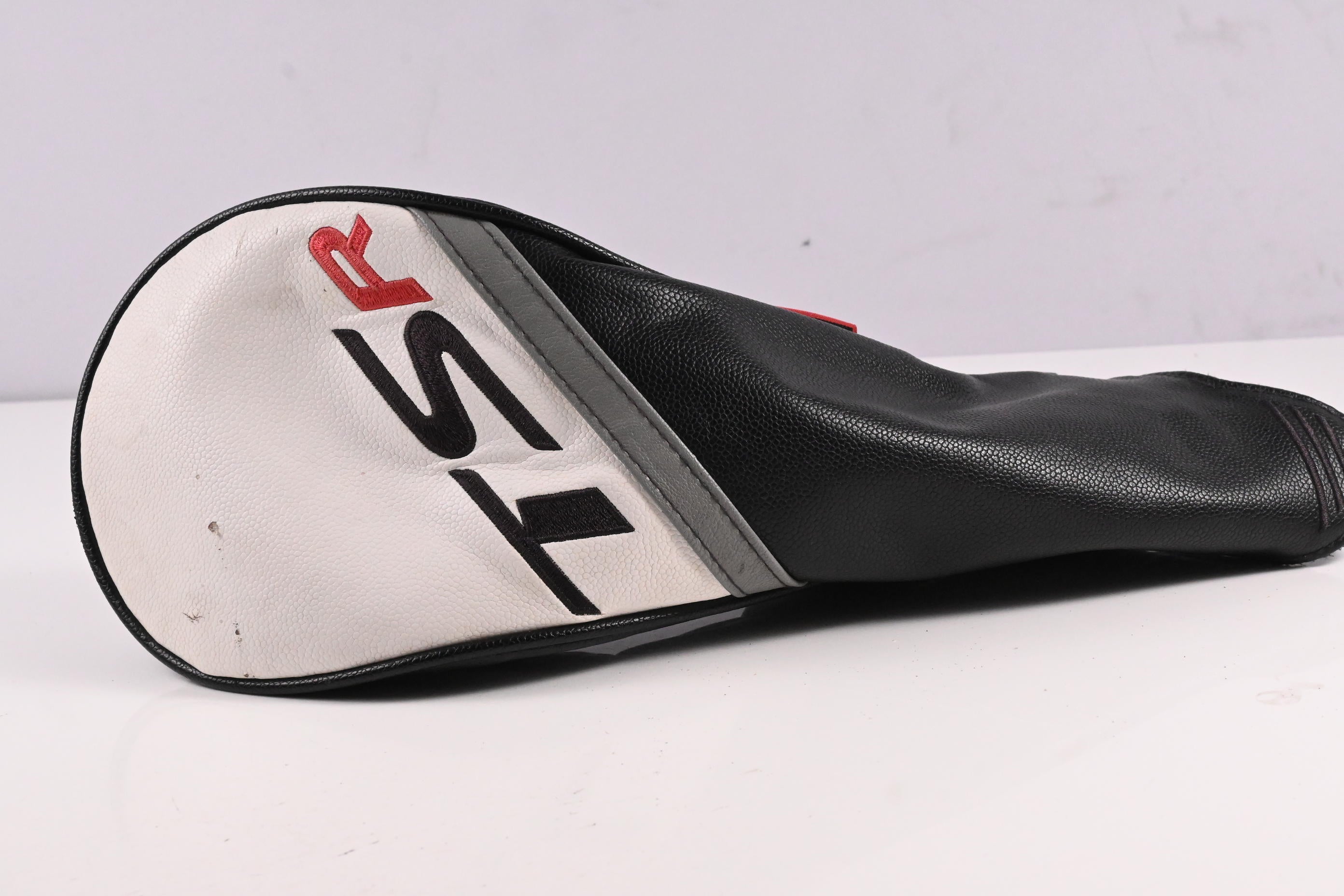 Titleist TSR2 Driver / 10 Degree / Regular Flex HZRDUS CB Red 50 Shaft