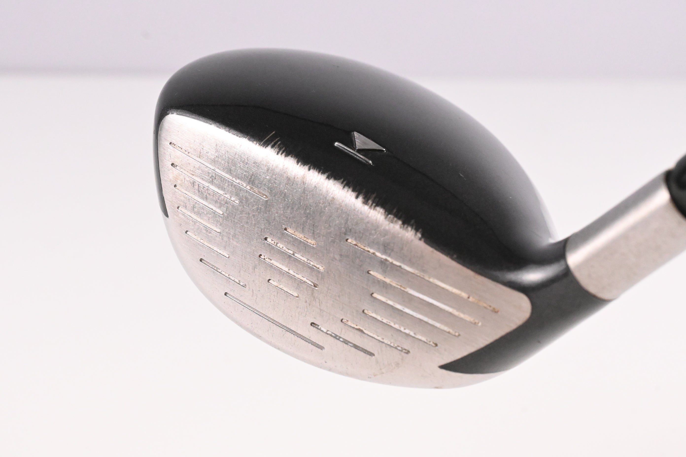 Titleist 904 F #3 Wood / 15 Degree / Regular Flex Dynamic Gold R300 Shaft