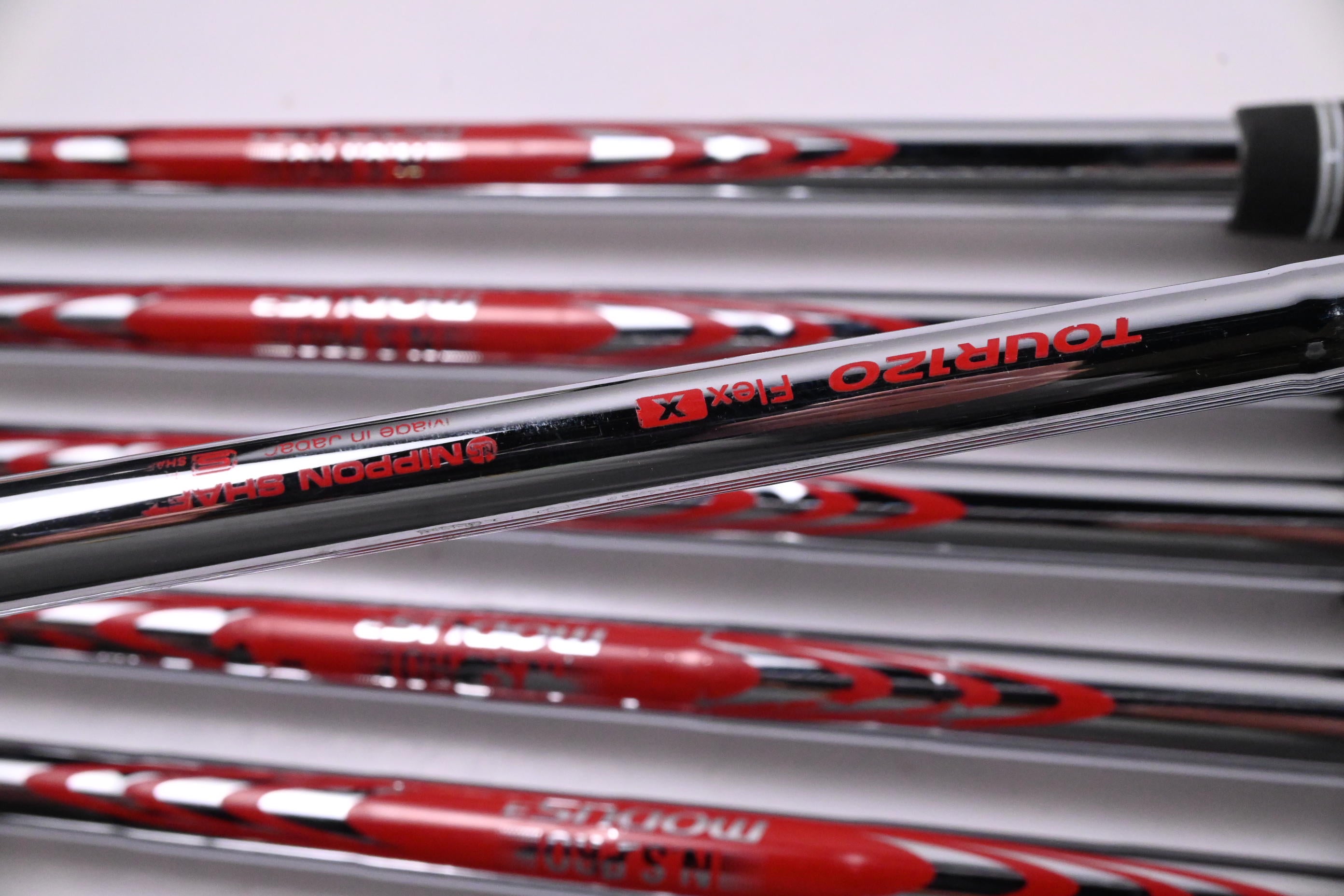 Wilson Staff Model 2024 CB Irons / 3-PW / X-Flex N.S.Pro Modus³ Tour 120