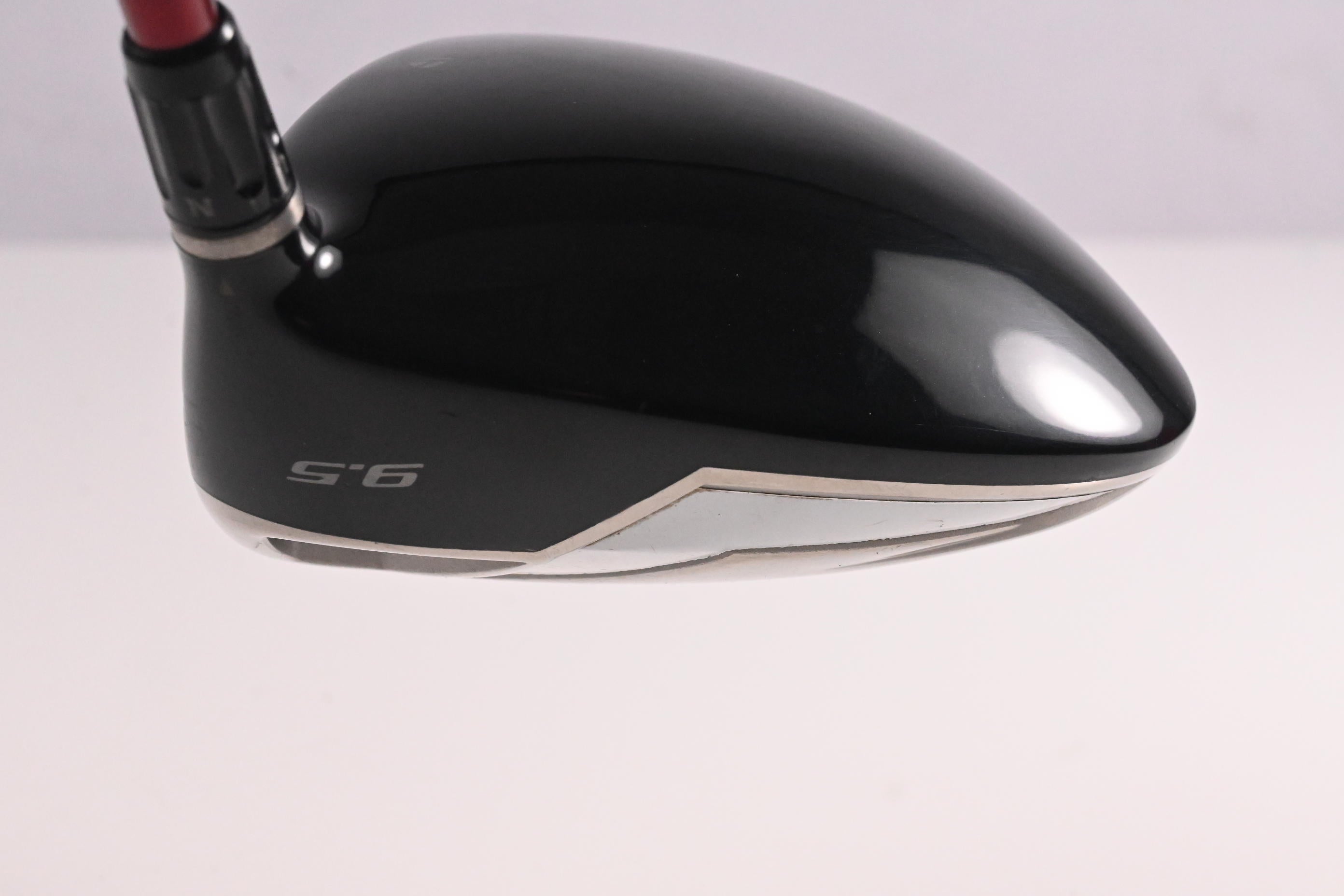 Taylormade R9 460 Driver / 9.5 Degree / Regular Flex Aldila Reax 60 Shaft