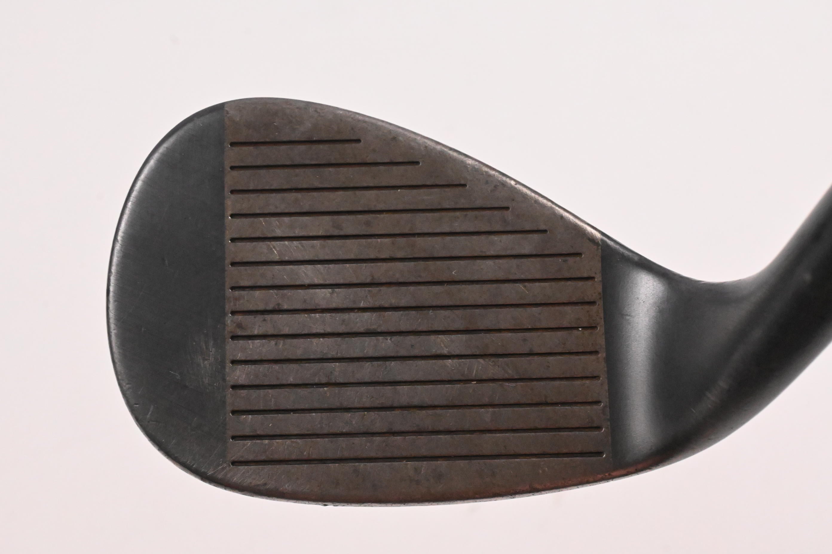 Cleveland Tour Action 900 Gap Wedge / 52 Degree / Wedge Flex Dynamic Gold Shaft