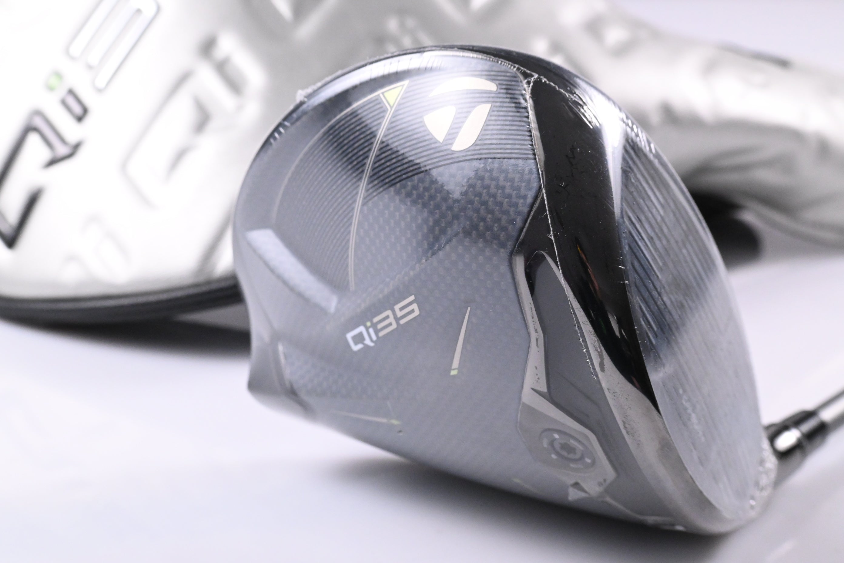 Taylormade Qi35 Driver / 12 Degree / Regular Flex Air Speeder 50 Shaft