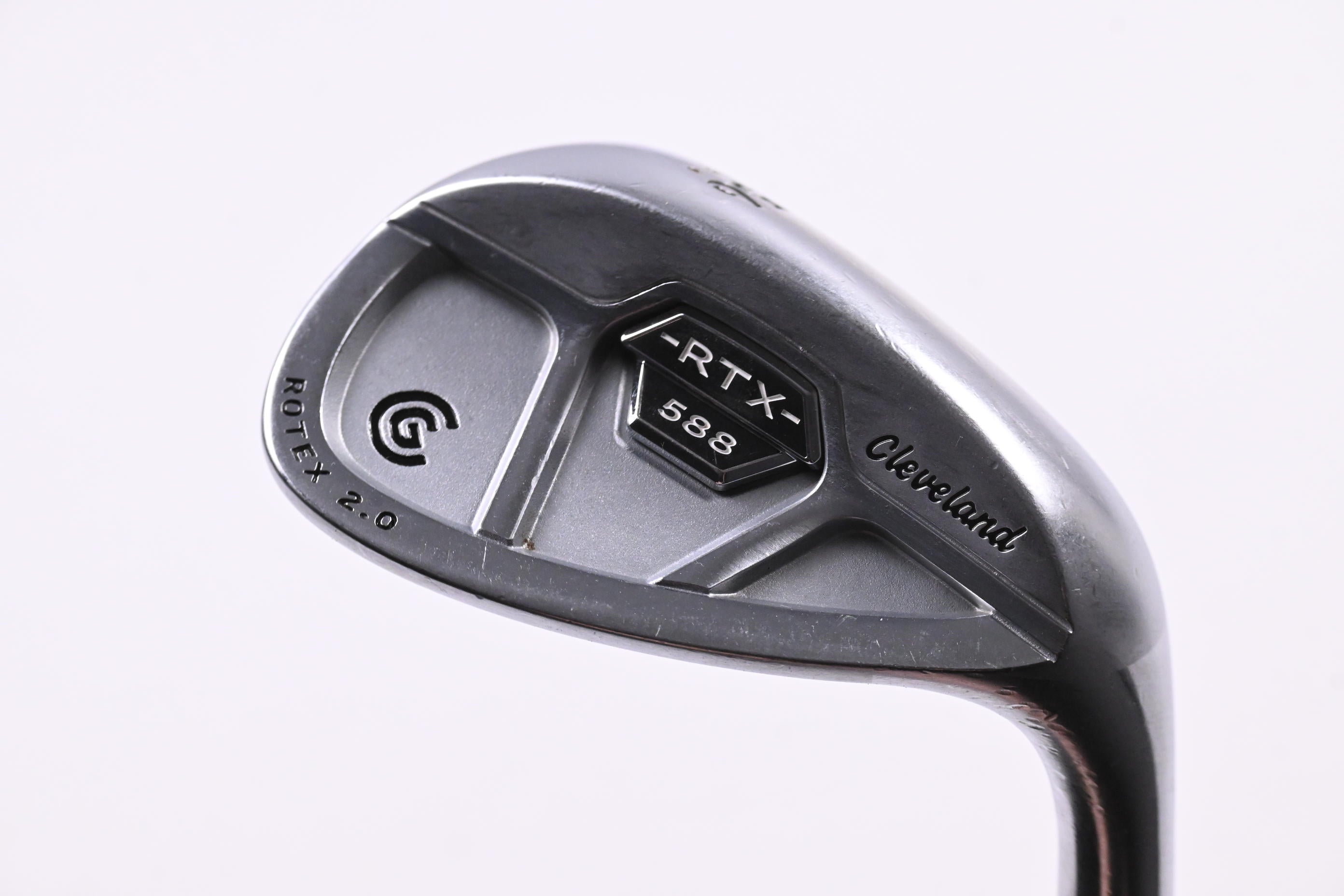 Cleveland 588 RTX 2.0 Sand Wedge / 56 Degree / Stiff Flex Dynamic Gold Shaft