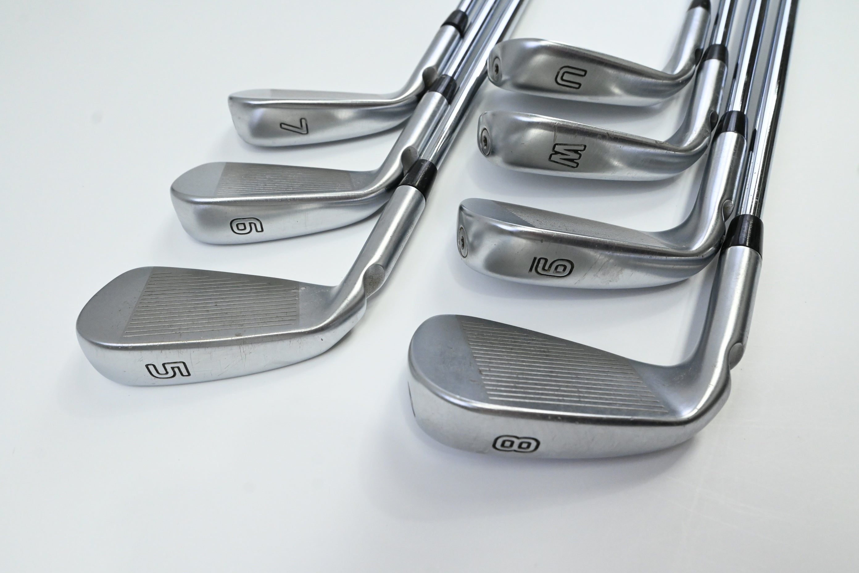 Ping i525 Irons / 5-PW+UW / Blue Dot / Regular Flex Dynamic Gold 105 R300 Shafts
