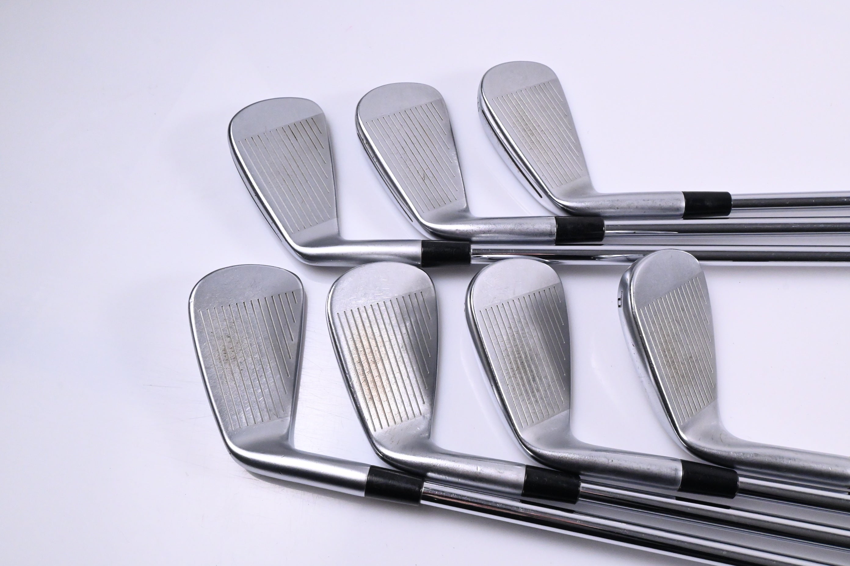 Taylormade P790 2023 Irons / 4-PW / Regular Flex N.S.Pro Modus³ Tour 105 Shafts