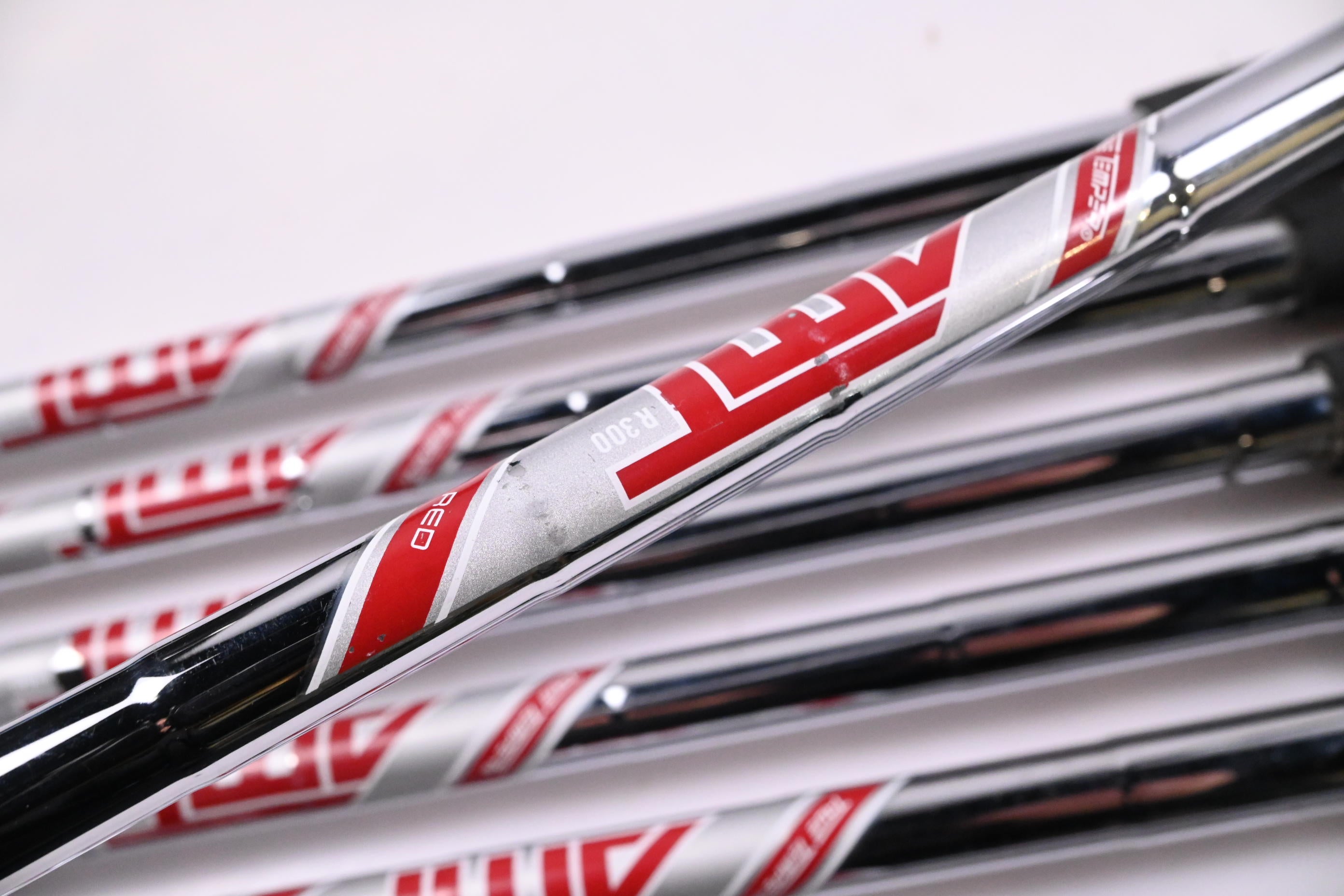 Titleist T200 2019 Irons / 5-PW+48° / Regular Flex AMT Red R300 Shafts
