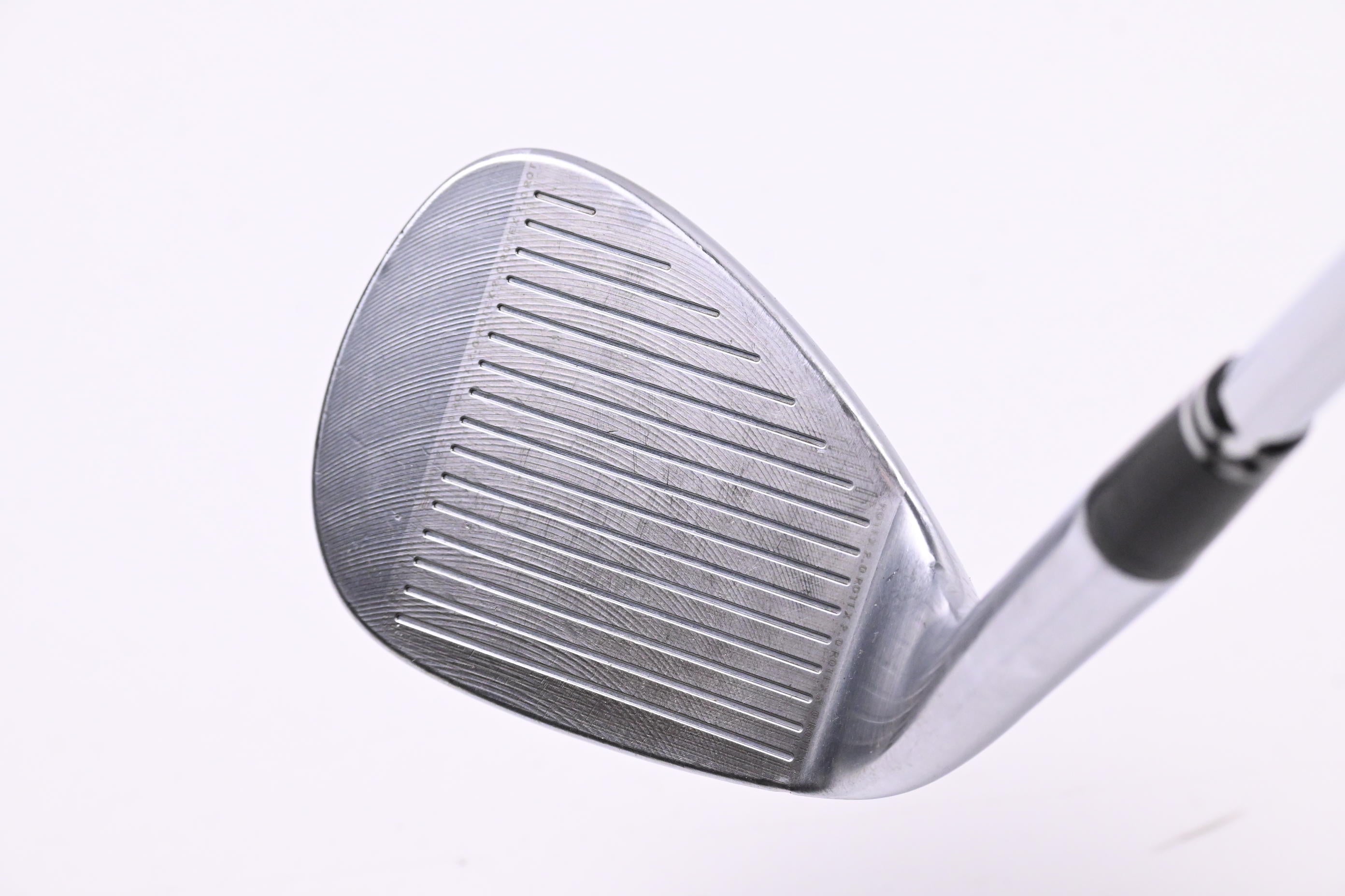 Cleveland 588 RTX 2.0 Sand Wedge / 56 Degree / Stiff Flex Dynamic Gold Shaft