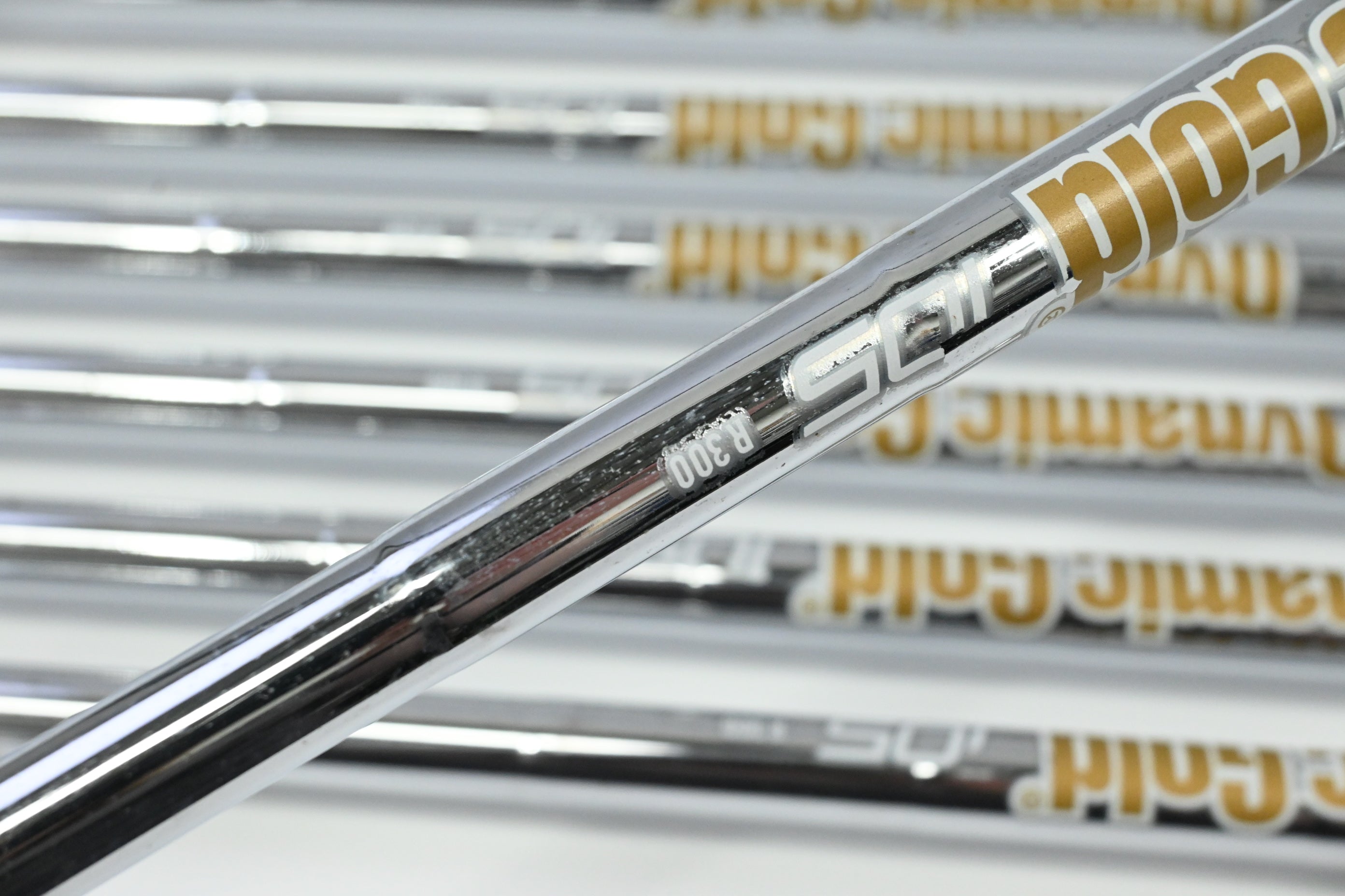 Ping i525 Irons / 5-PW+UW / Blue Dot / Regular Flex Dynamic Gold 105 R300 Shafts