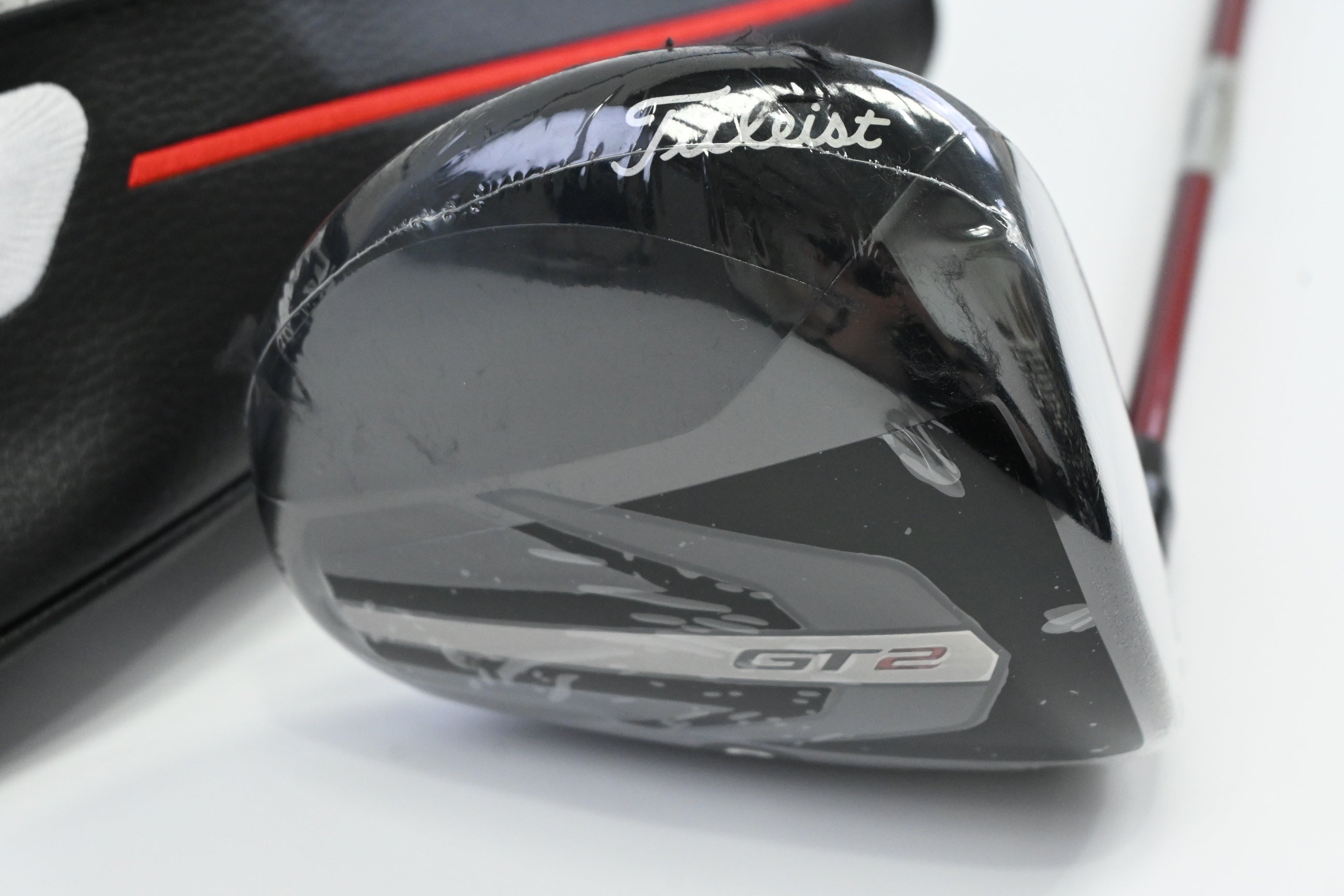 Titleist GT2 Driver / 10 Degree / Stiff Flex Denali Red 50 Shaft