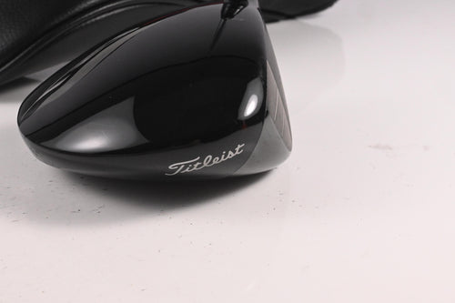 Titleist GT2 Driver / 10 Degree / Regular Flex Fujikura Air Speeder 40 Shaft