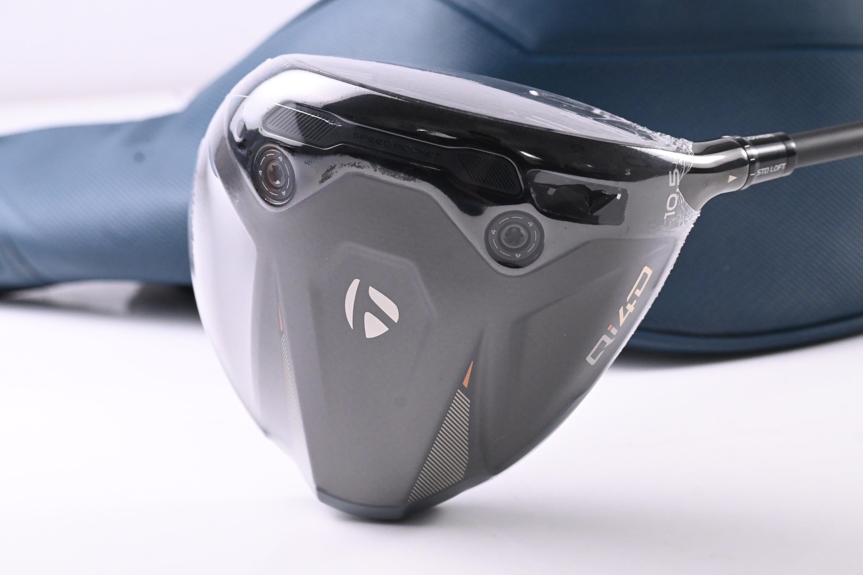 Taylormade Qi4D Driver / 10.5 Degree / Regular Flex Reax Blue 50 Shaft