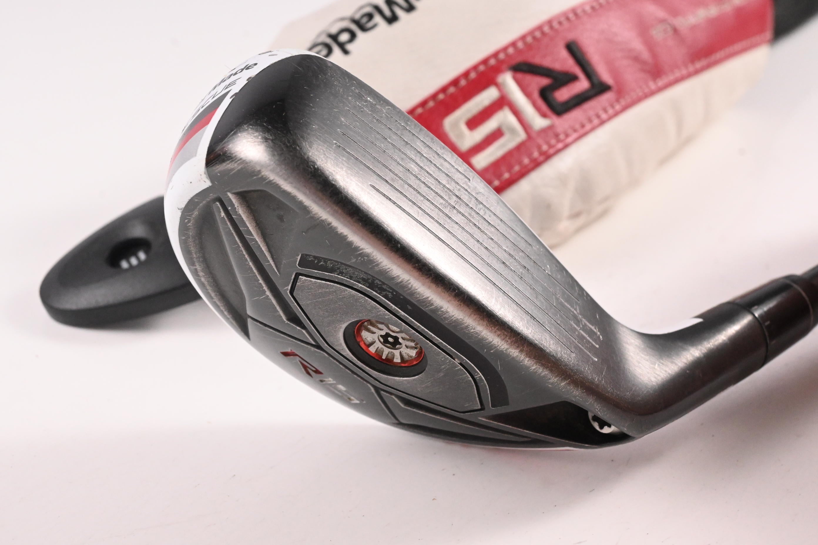 Taylormade R15 #3 Hybrid / 19 Degree / Regular Flex Fujikura Speeder 77