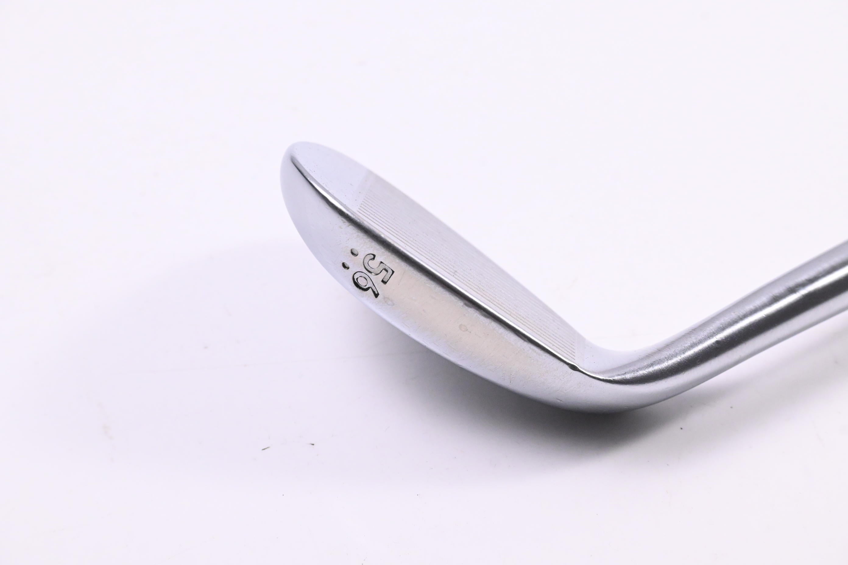 Cleveland 588 RTX 2.0 Sand Wedge / 56 Degree / Stiff Flex Dynamic Gold Shaft