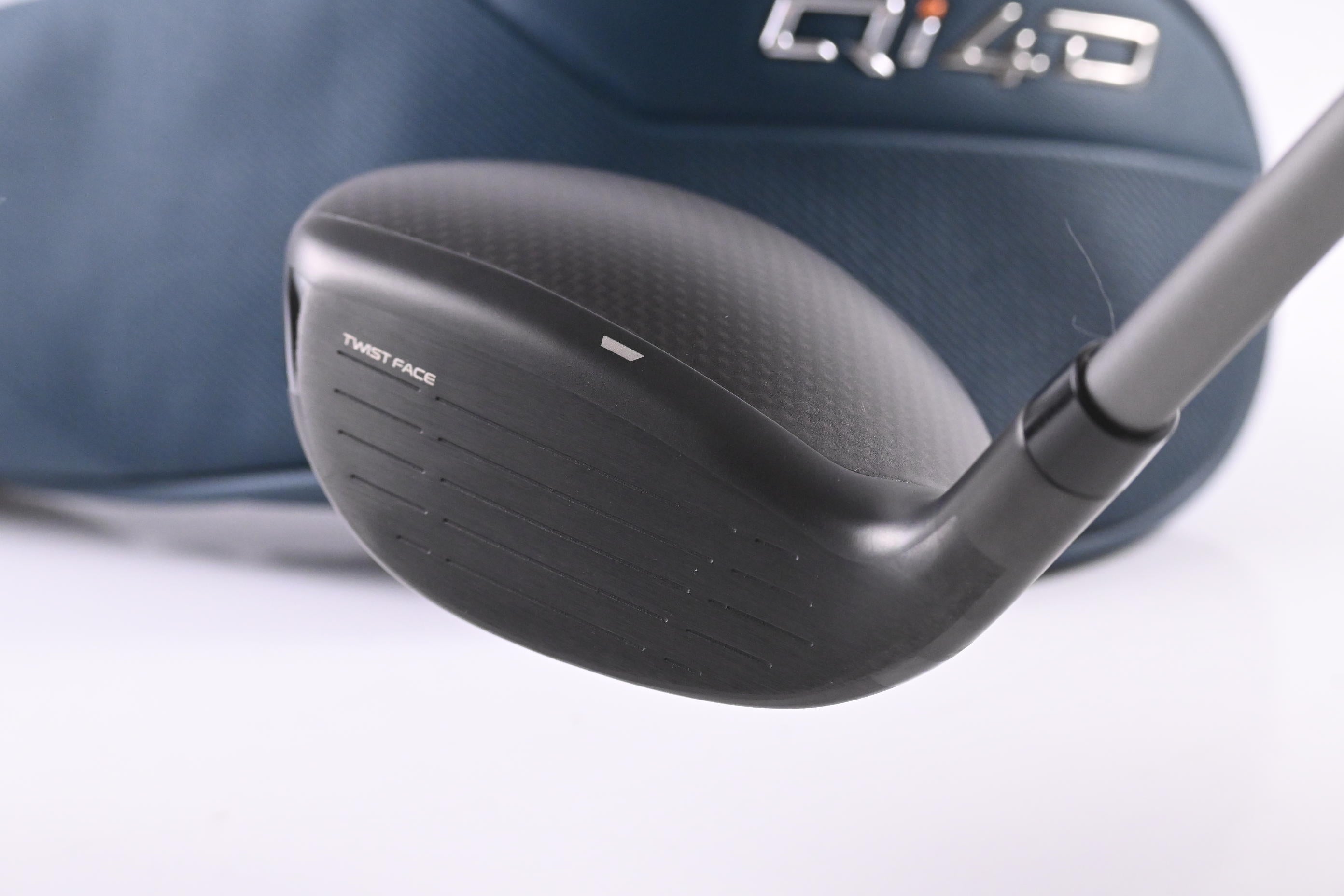 Taylormade Qi4D Max Lite #5 Hybrid / 26 Degree / Regular Flex Reax 45 Shaft