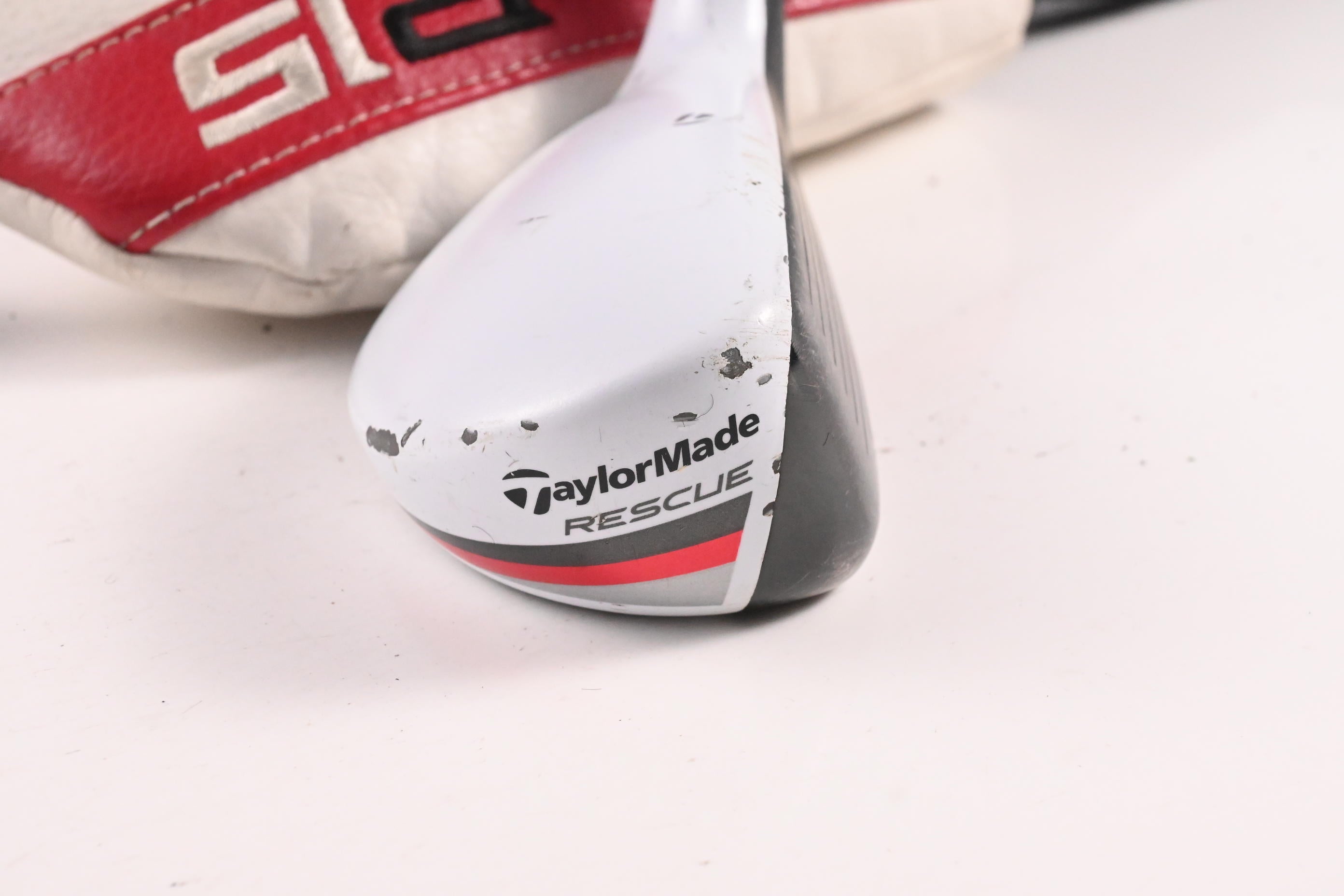 Taylormade R15 #3 Hybrid / 19 Degree / Regular Flex Fujikura Speeder 77