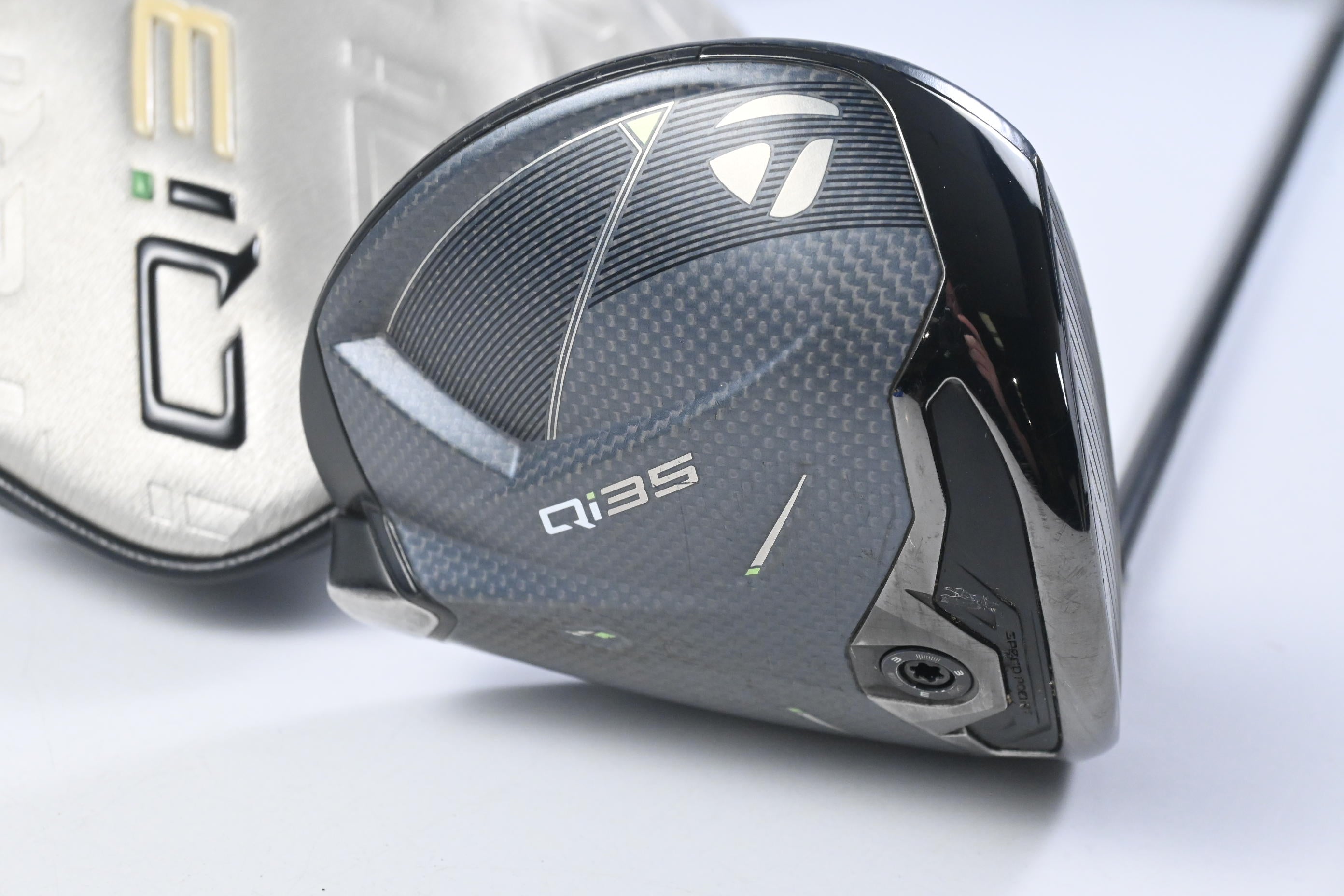 Taylormade Qi35 Driver / 9 Degree / Stiff Flex Fujikura Ventus Blue 5 Shaft