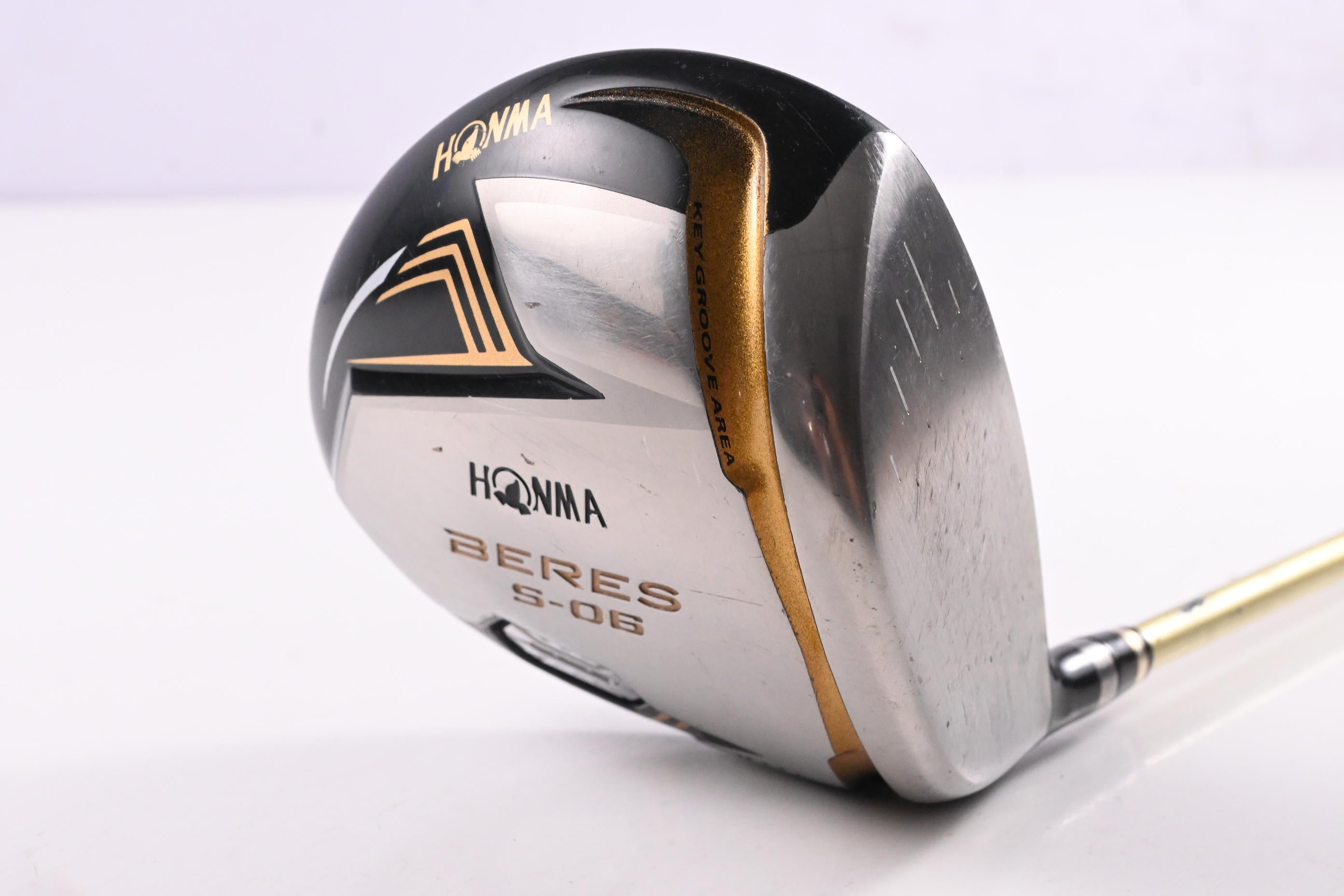 Honma Beres S-06 Driver / 10.5 Degree / Senior Flex Honma Armrq X 47 Shaft