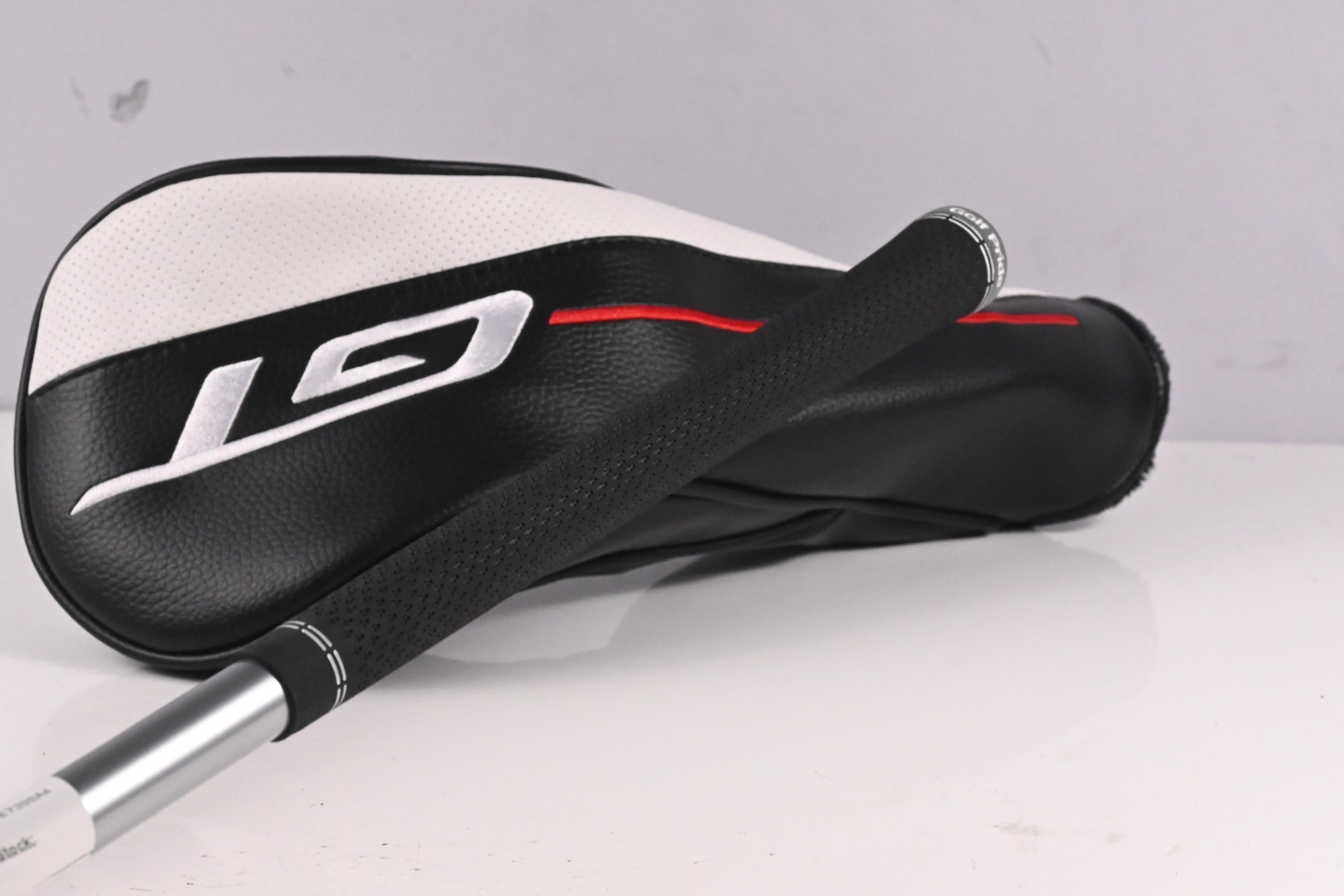 Titleist GT2 Driver / 10 Degree / Regular Flex Fujikura Air Speeder 40 Shaft