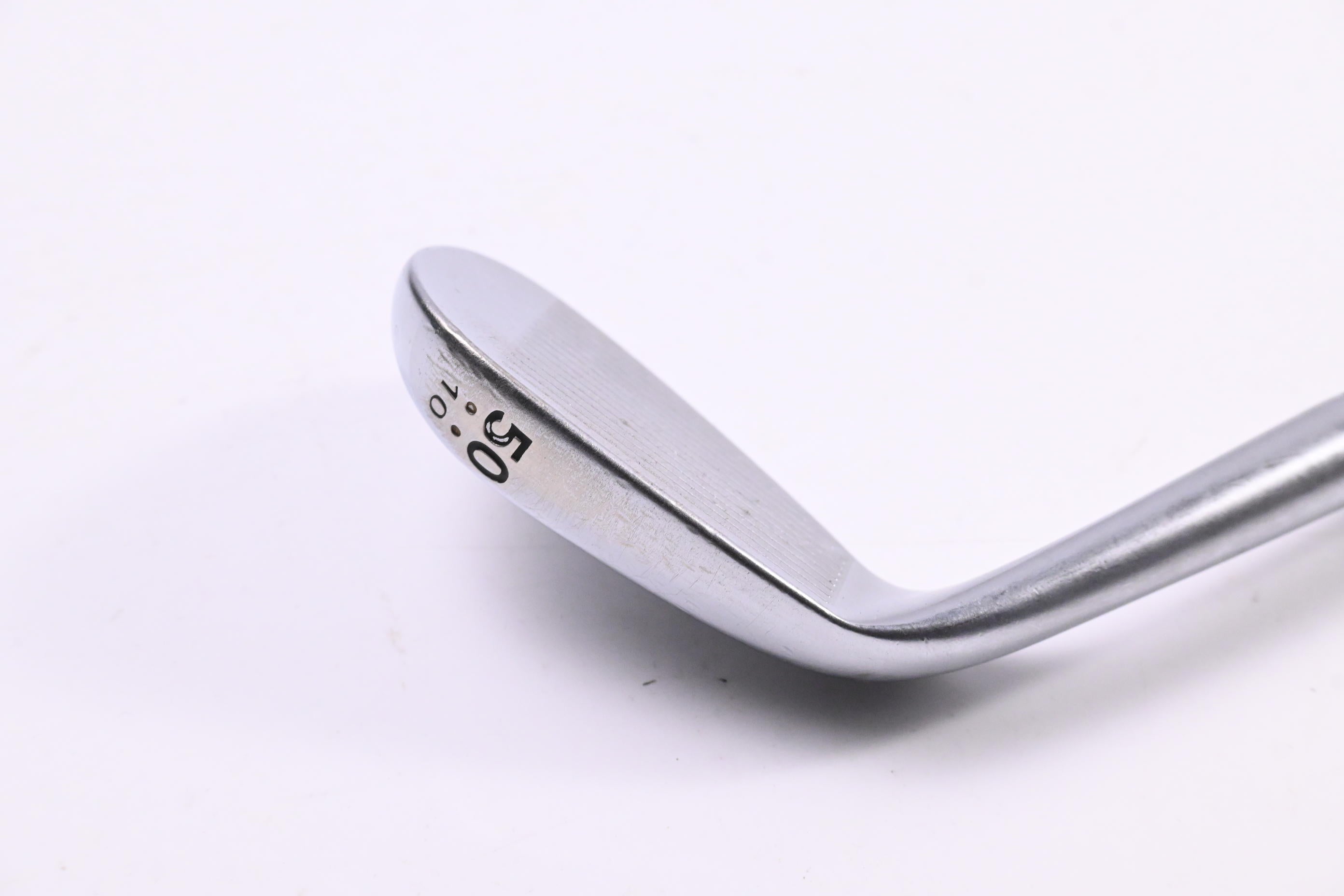 Cleveland 588 RTX Gap Wedge / 50 Degree / Wedge Flex Dynamic Gold Shaft