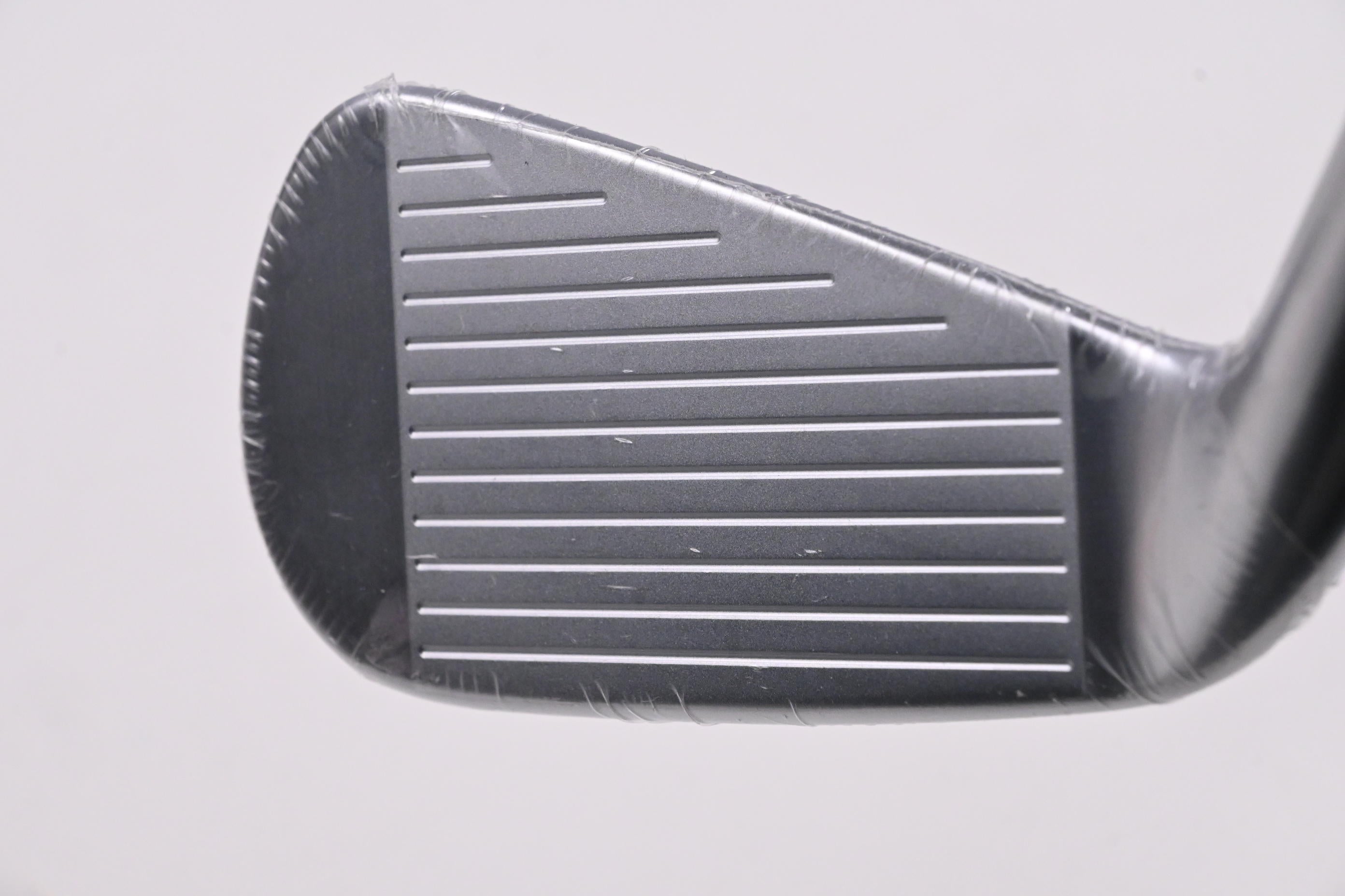 Titleist T250.U Utility #3 Iron / 20 Degree / Regular Flex HZRDUS Black 80 Shaft