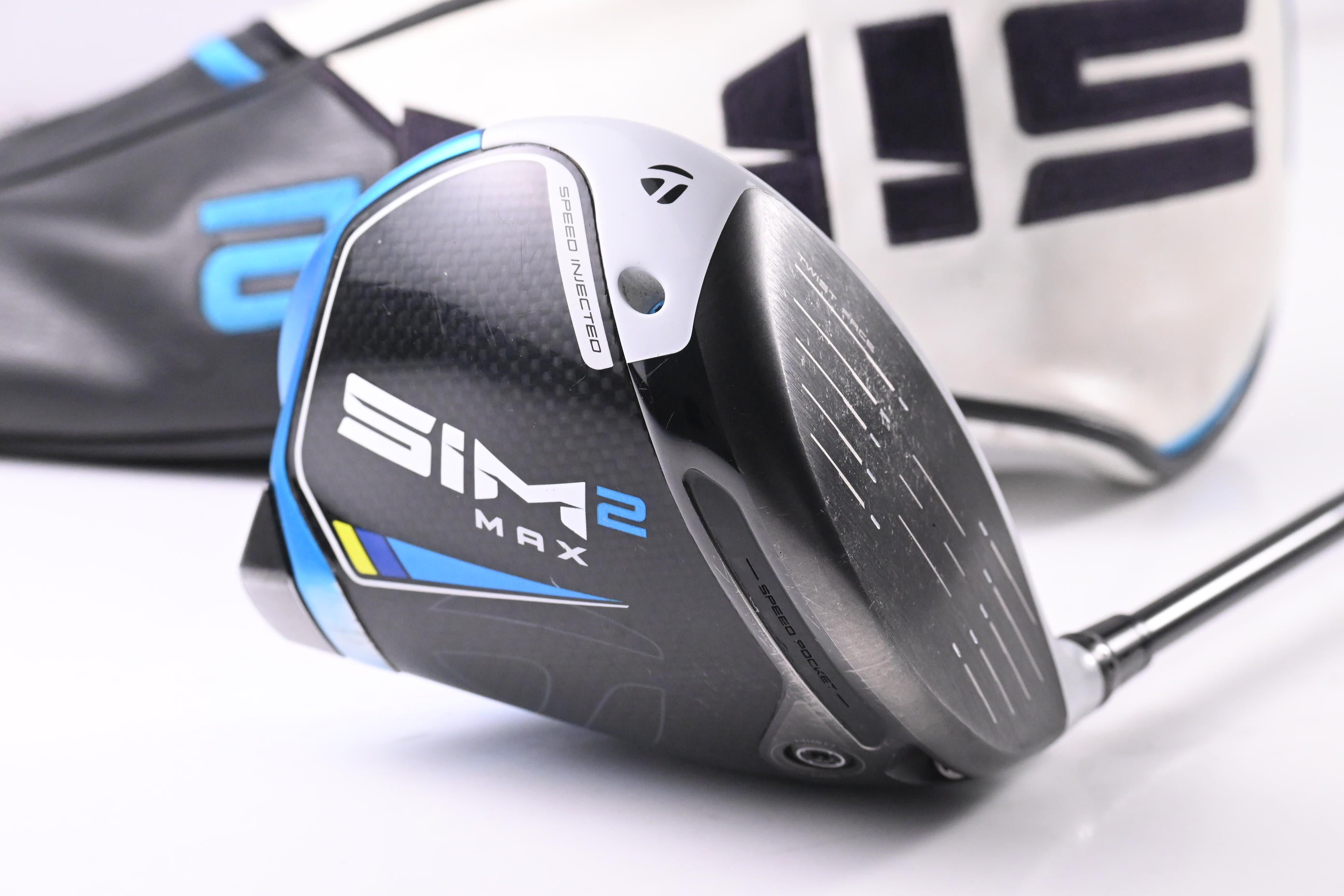 Taylormade SIM2 Max Driver / 10.5 Degree / Regular Flex Diamana S60 Limited Shaft