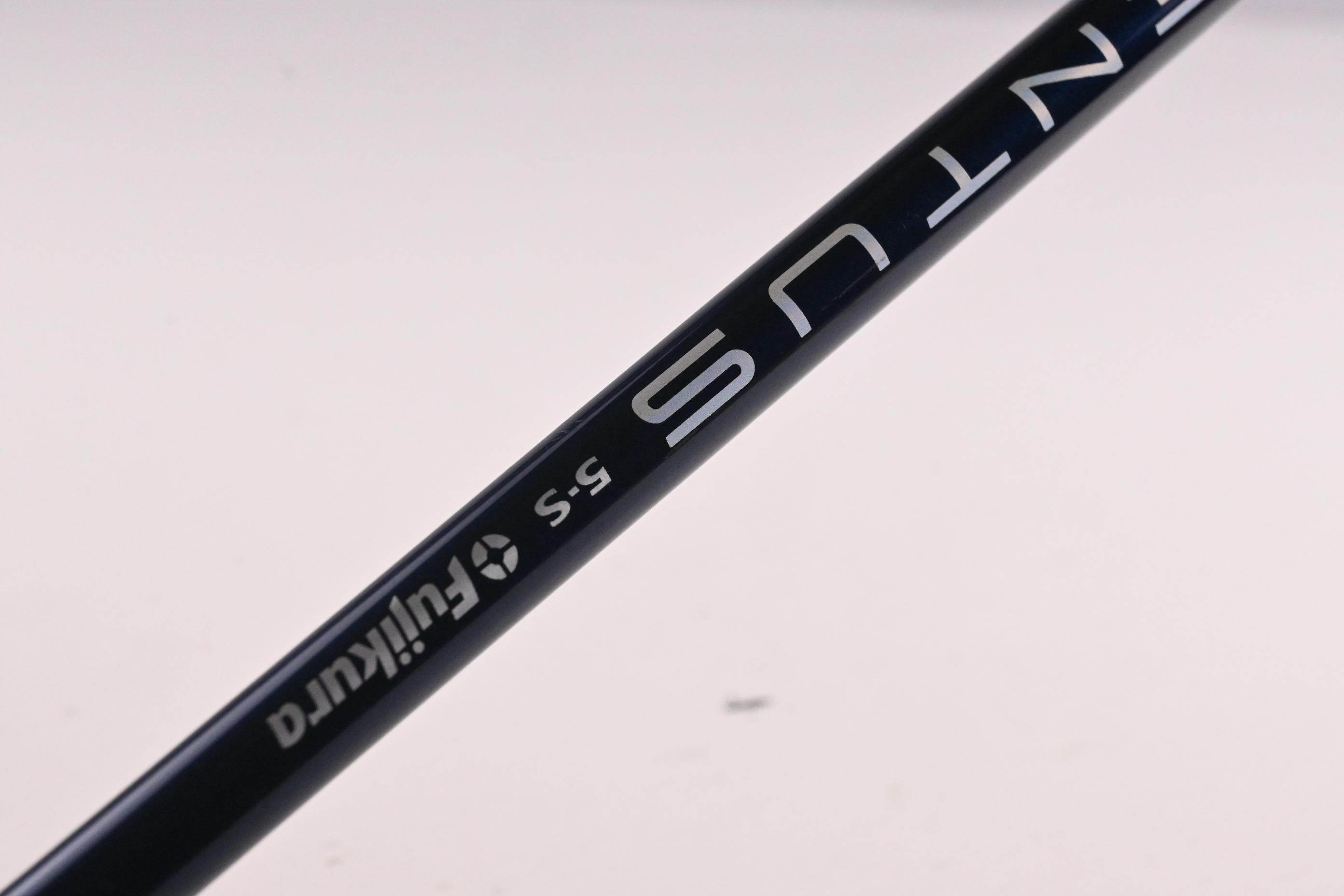 Taylormade Stealth Driver / 10.5 Degree / Stiff Flex Ventus Blue 5 Shaft