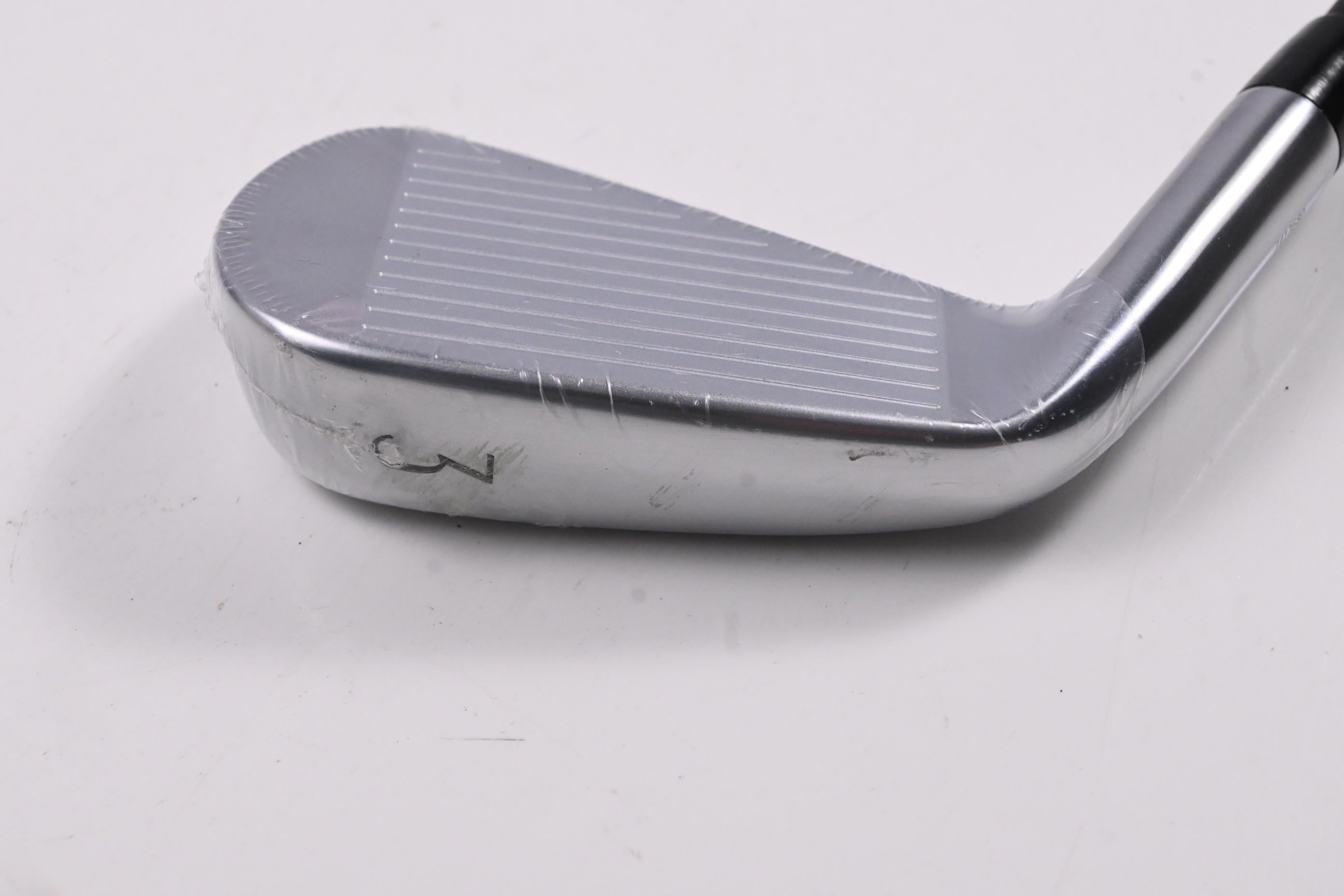 Titleist T250.U Utility #3 Iron / 20 Degree / Regular Flex HZRDUS Black 80 Shaft