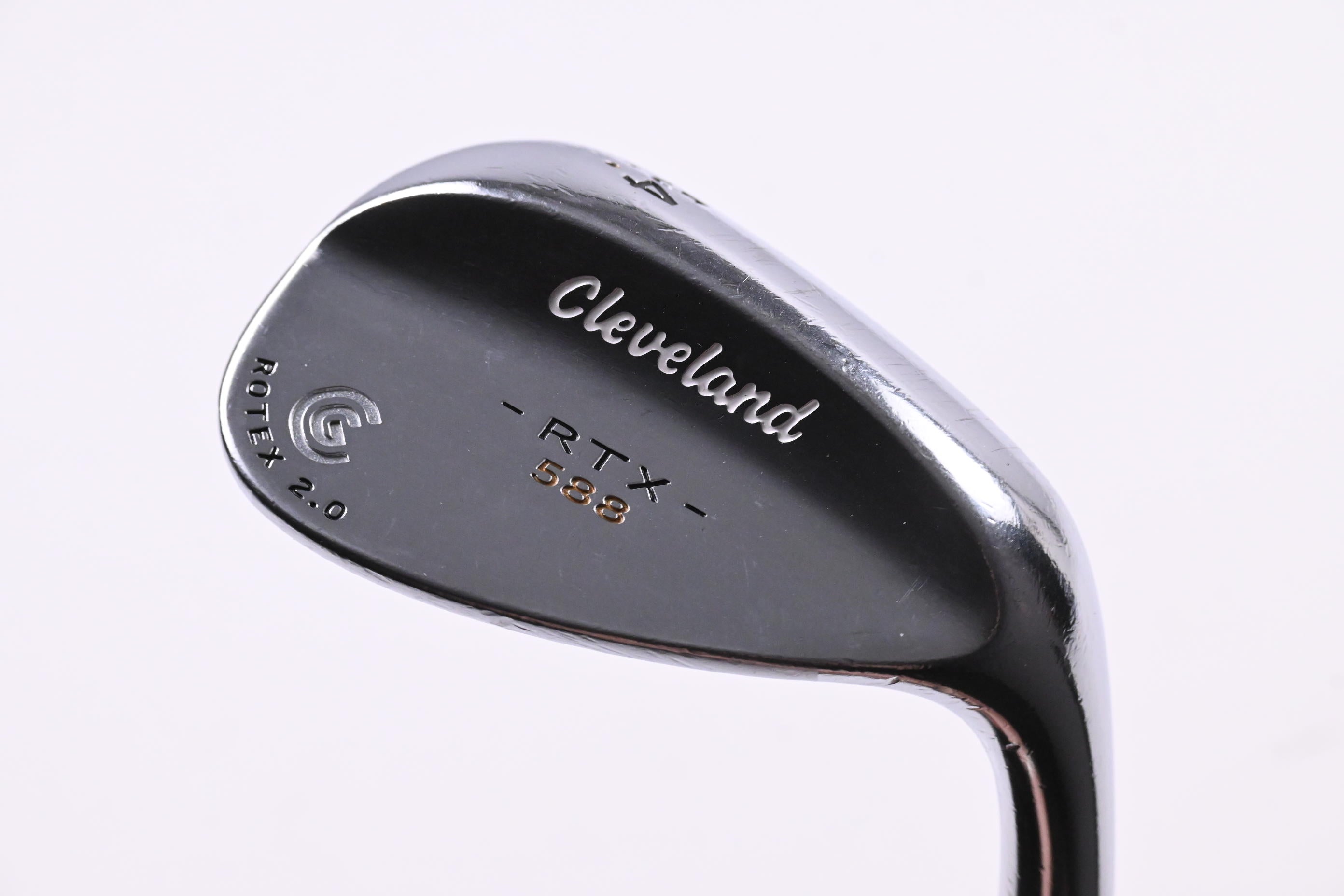 Cleveland 588 RTX 2.0 Sand Wedge / 54 Degree / Wedge Flex Dynamic Gold Shaft