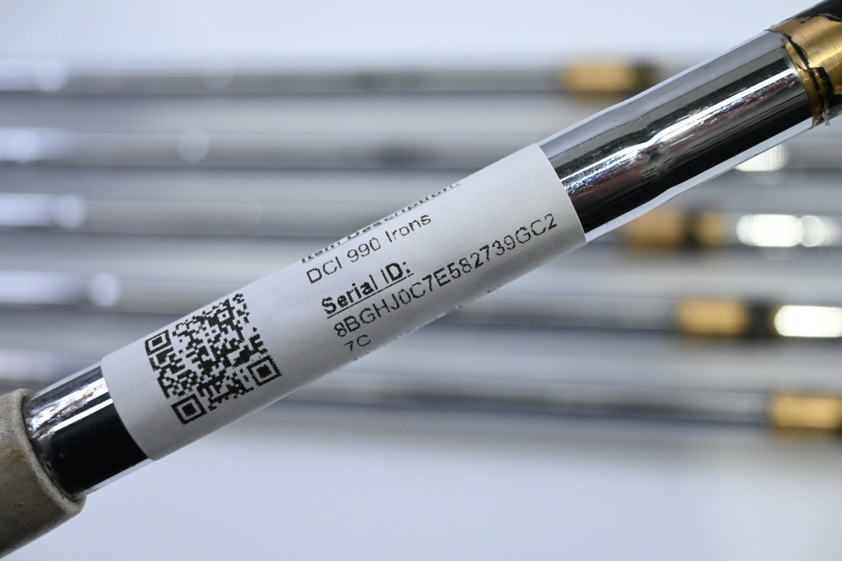 Titleist DCI 990 Irons / 5-PW / Regular Flex Dynamic Gold R300