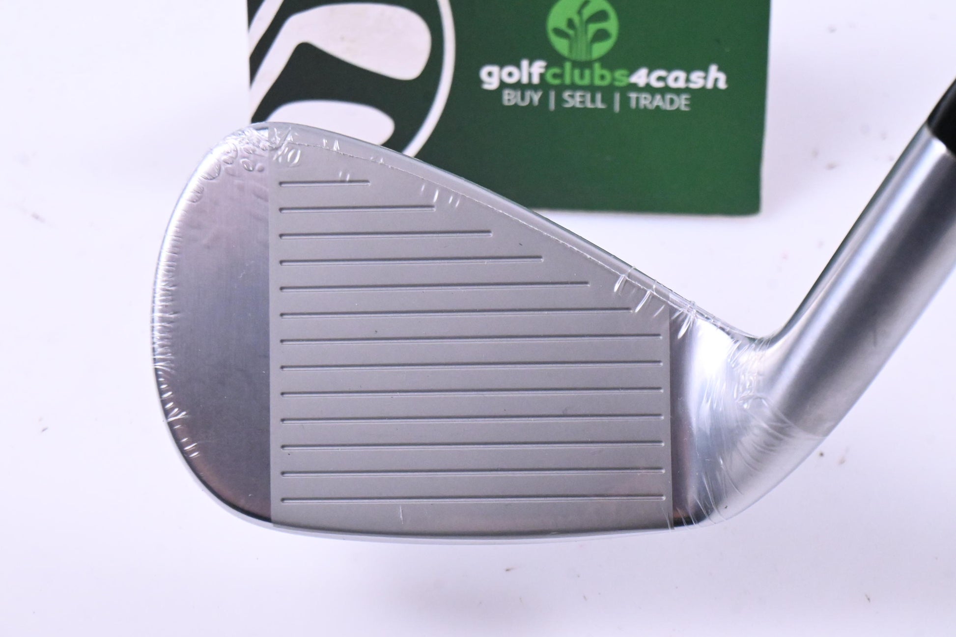 Mizuno Pro 245 #9 Iron / Regular Flex Dynamic Gold Mid R300 100 Shaft