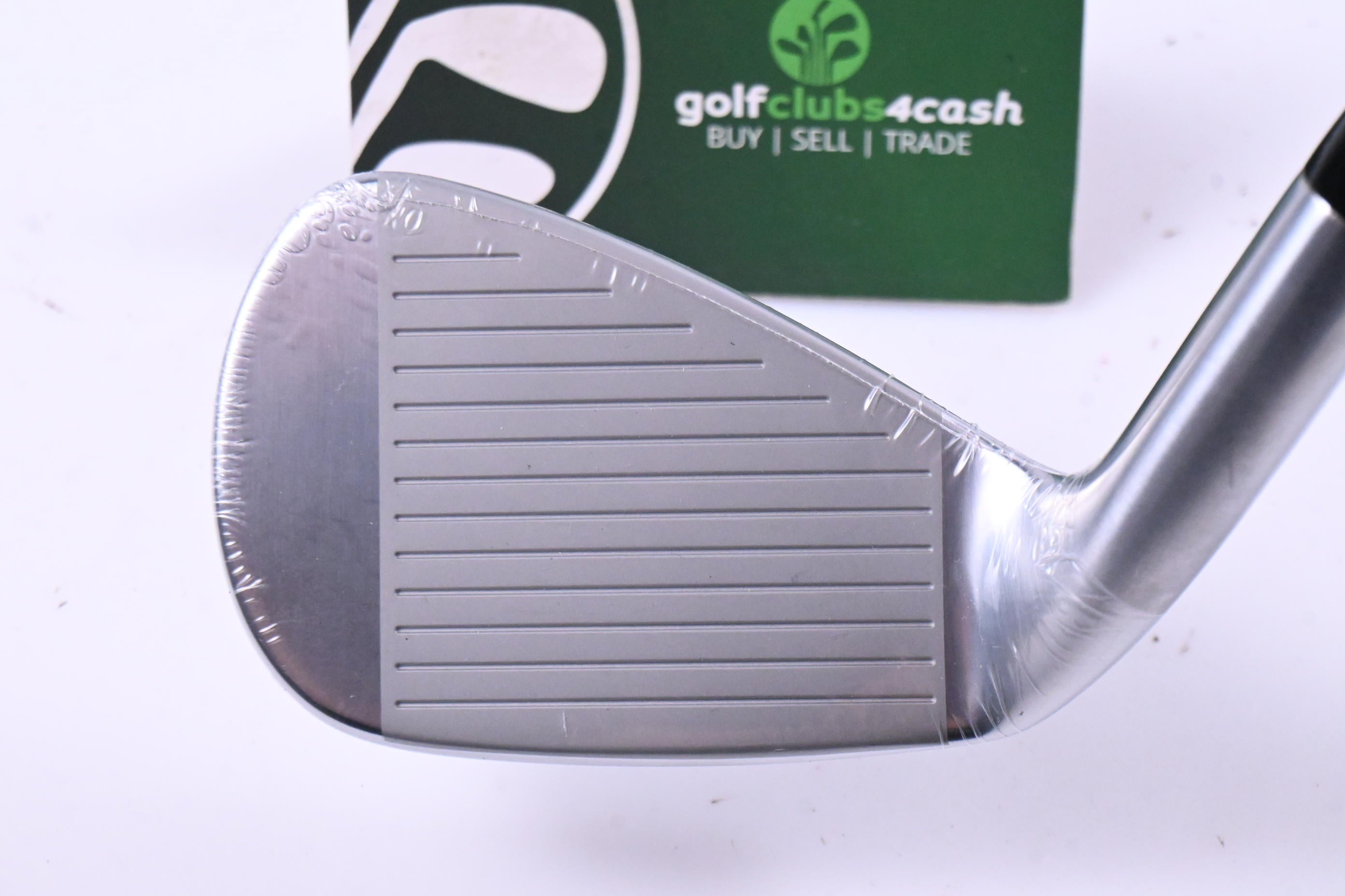 Mizuno Pro 245 #9 Iron / Regular Flex Dynamic Gold Mid R300 100 Shaft