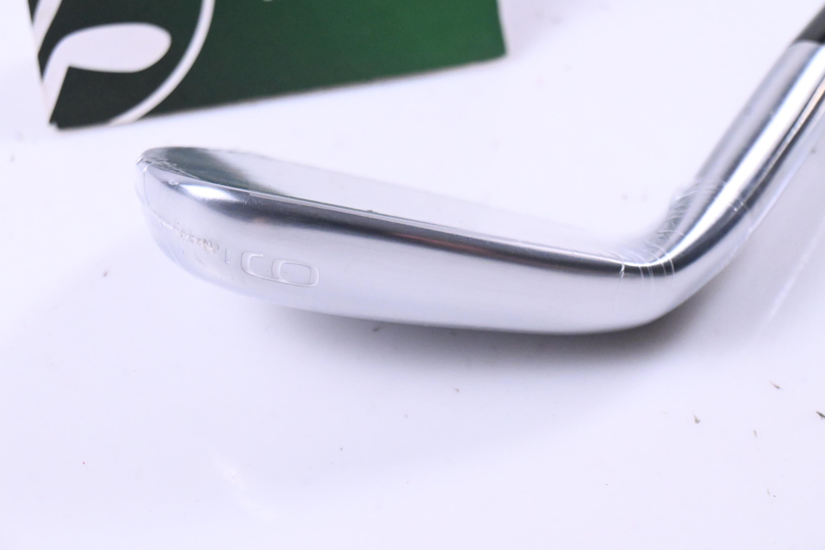 Mizuno Pro 245 #9 Iron / Regular Flex Dynamic Gold Mid R300 100 Shaft