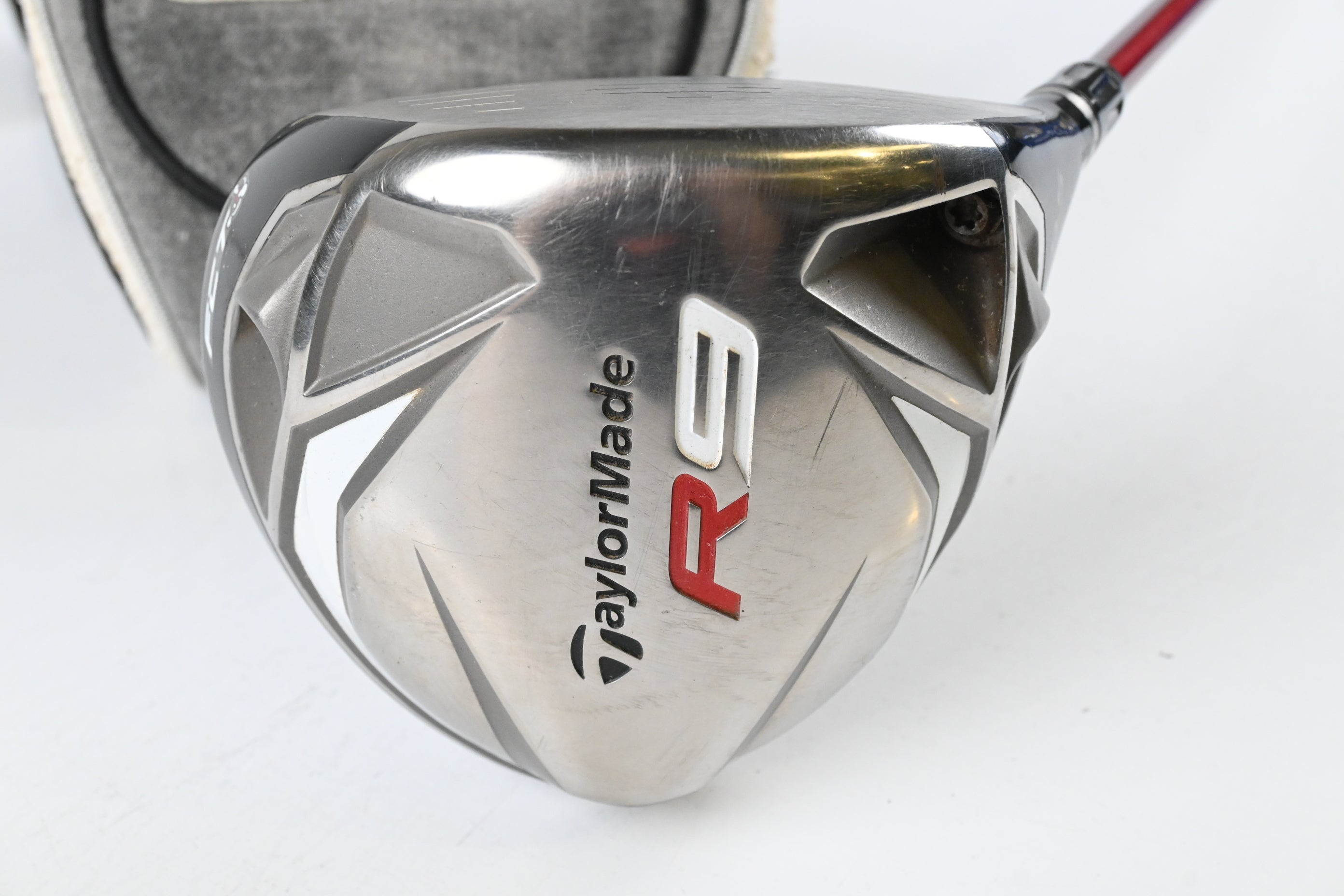 Taylormade R9 Driver / 9.5 Degree / Regular Flex Fujikura Motore 65 Shaft