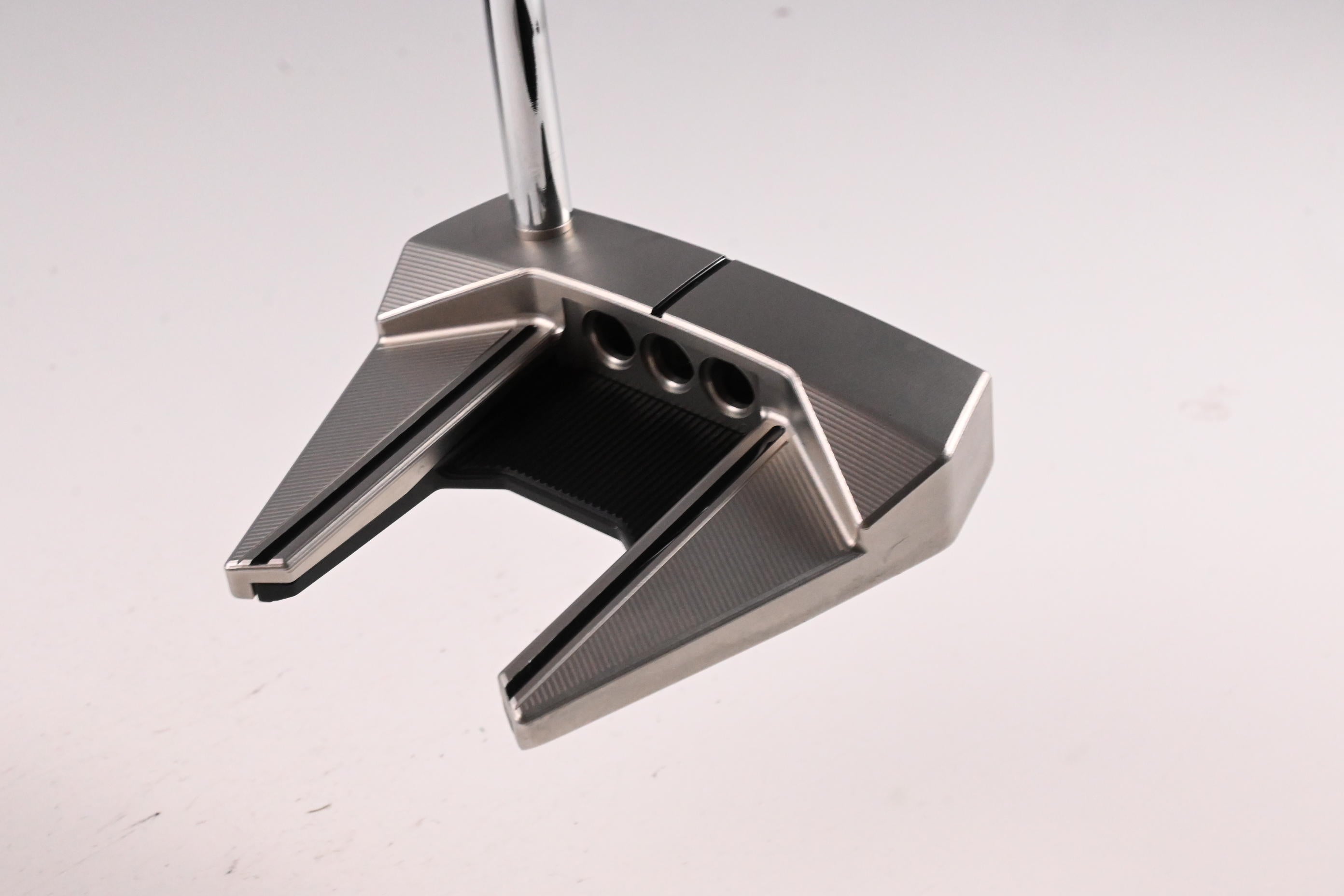 Scotty Cameron 2026 Phantom 7 Putter / 34 Inch