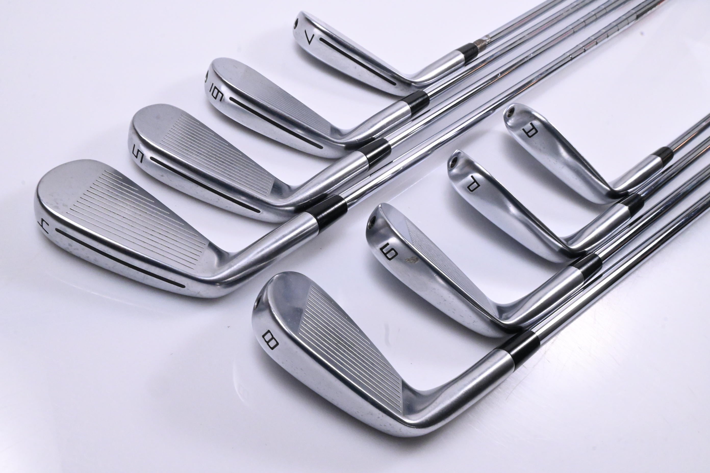 Taylormade P770 2020 Irons / 4-PW+GW / Regular Flex Elevate VSS 95 Shafts