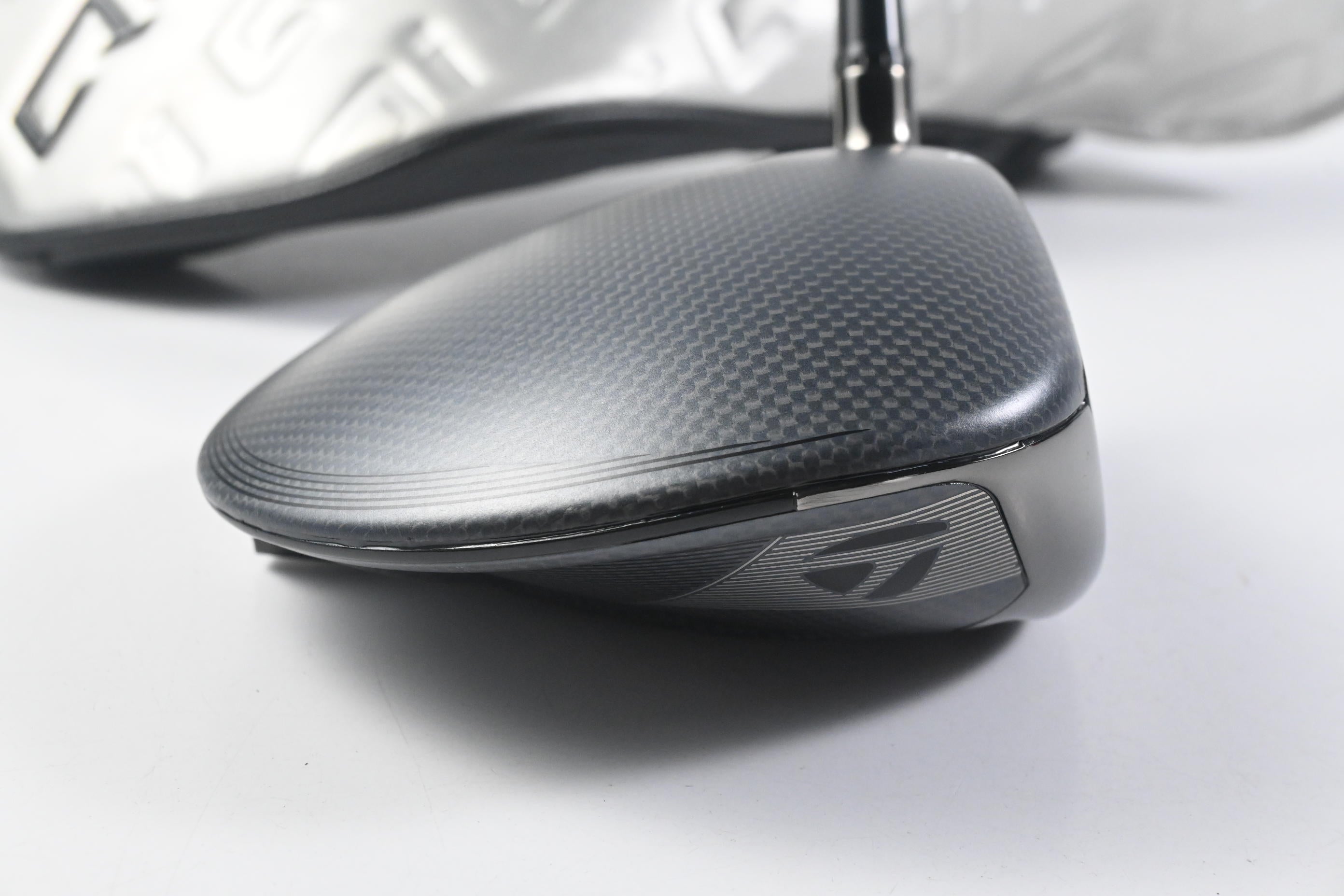 Taylormade Qi35 Max Driver / 10.5 Degree / Regular Flex Fujikura Air Speeder 50