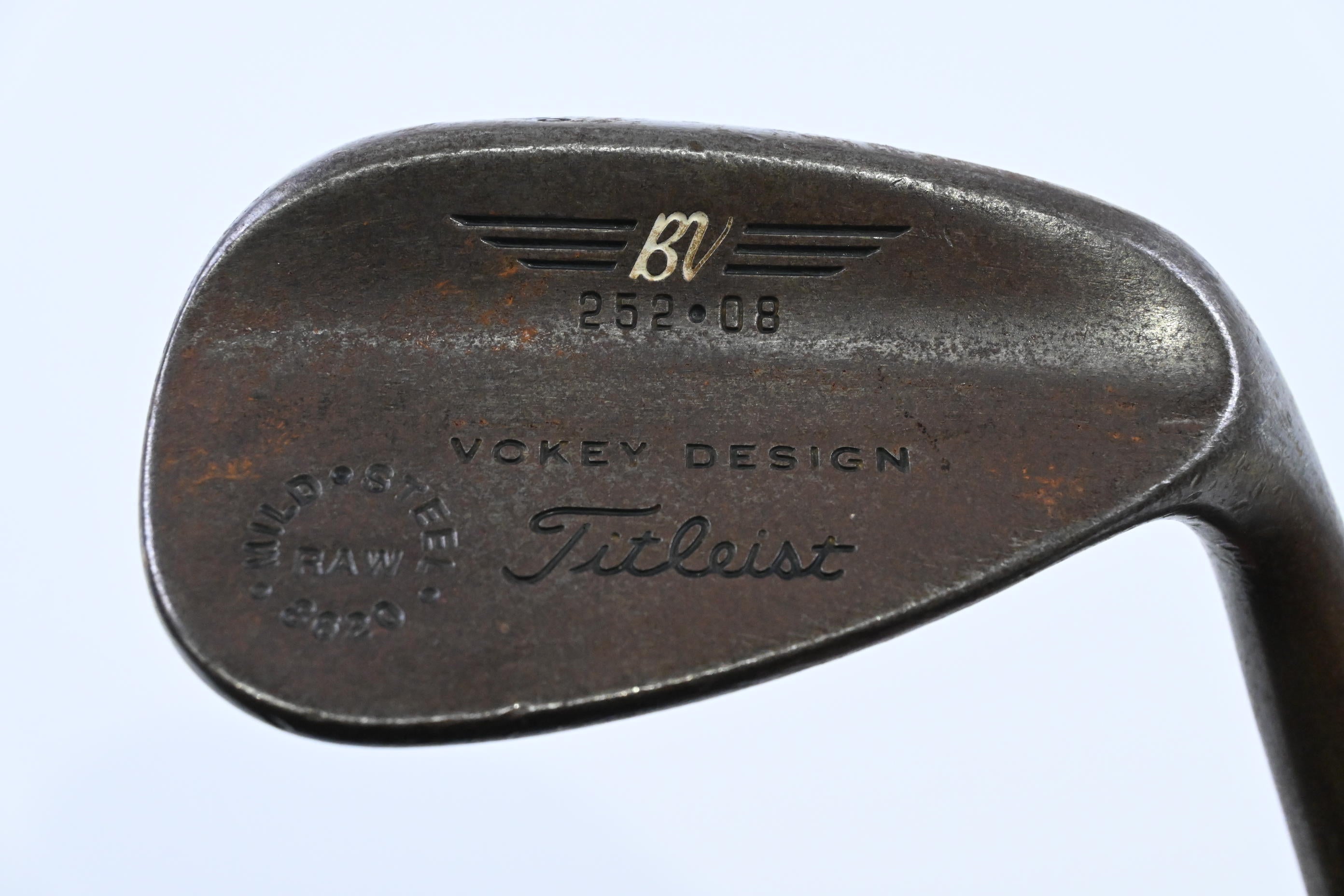 Titleist Vokey Design Gap Wedge / 52 Degree / Wedge Flex Dynamic Gold Shaft