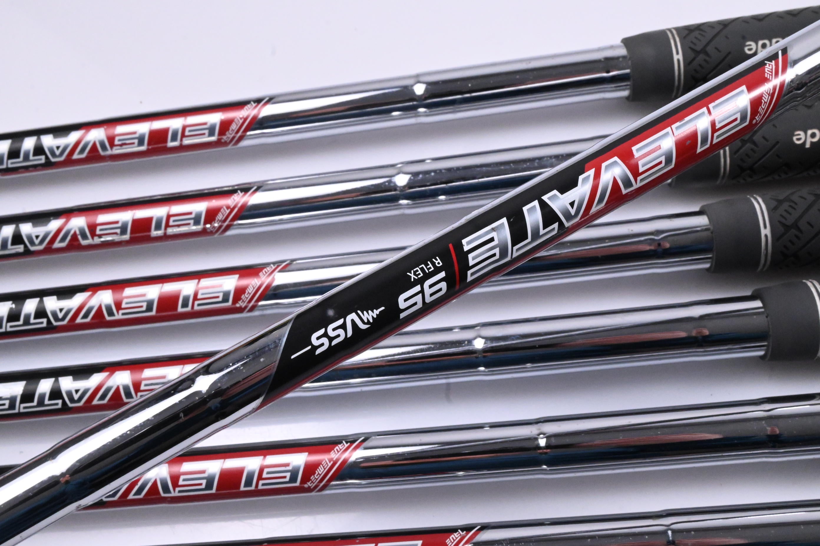 Taylormade P770 2020 Irons / 4-PW+GW / Regular Flex Elevate VSS 95 Shafts