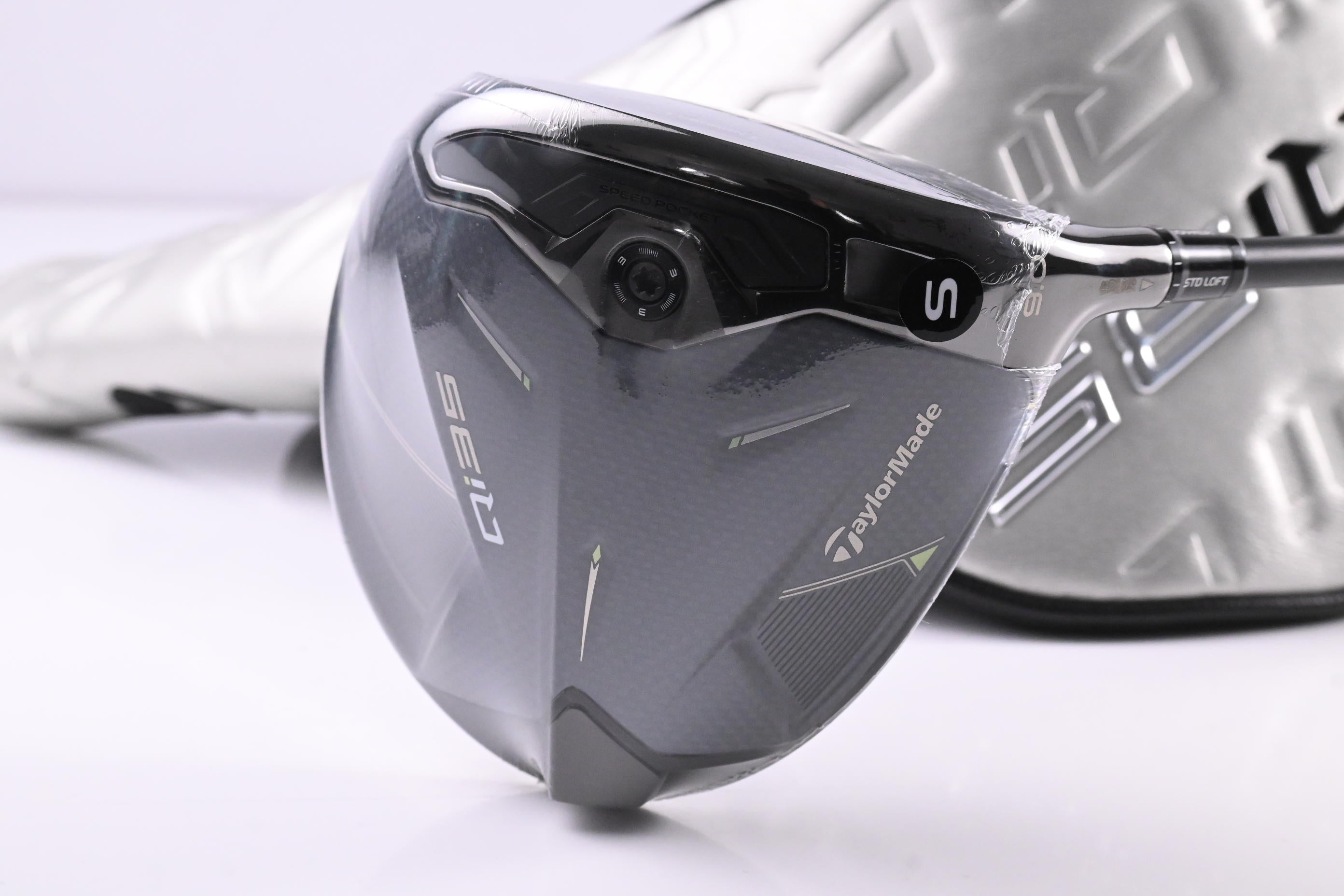 Taylormade Qi35 Driver / 9 Degree / Stiff Flex Fujikura Ventus Blue 5 Shaft