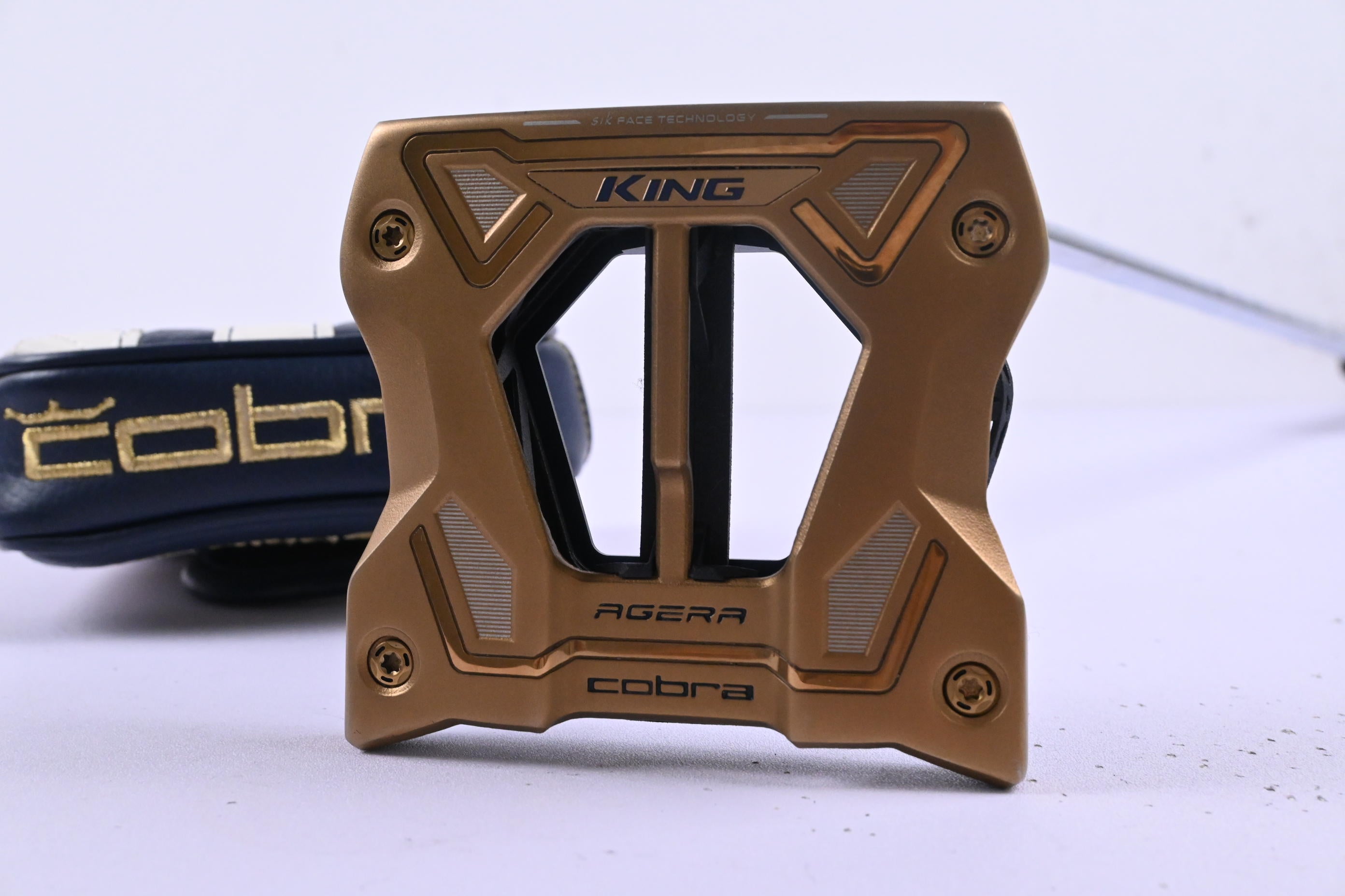 Cobra 2024 3D Printed Agera Putter / 35 Inch
