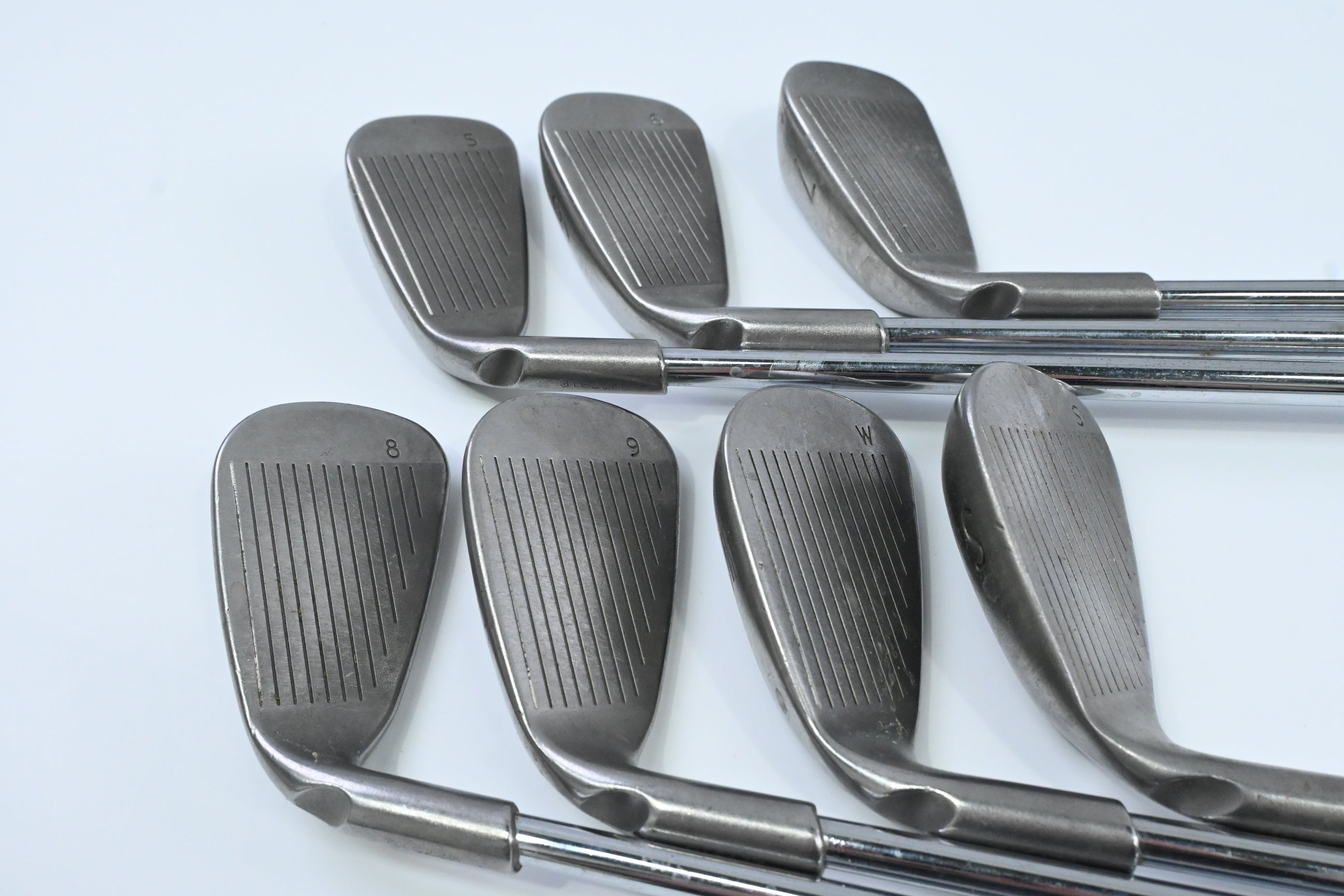Ping G10 Irons / 5-PW+SW / Black Dot / Regular Flex Ping AWT Shafts