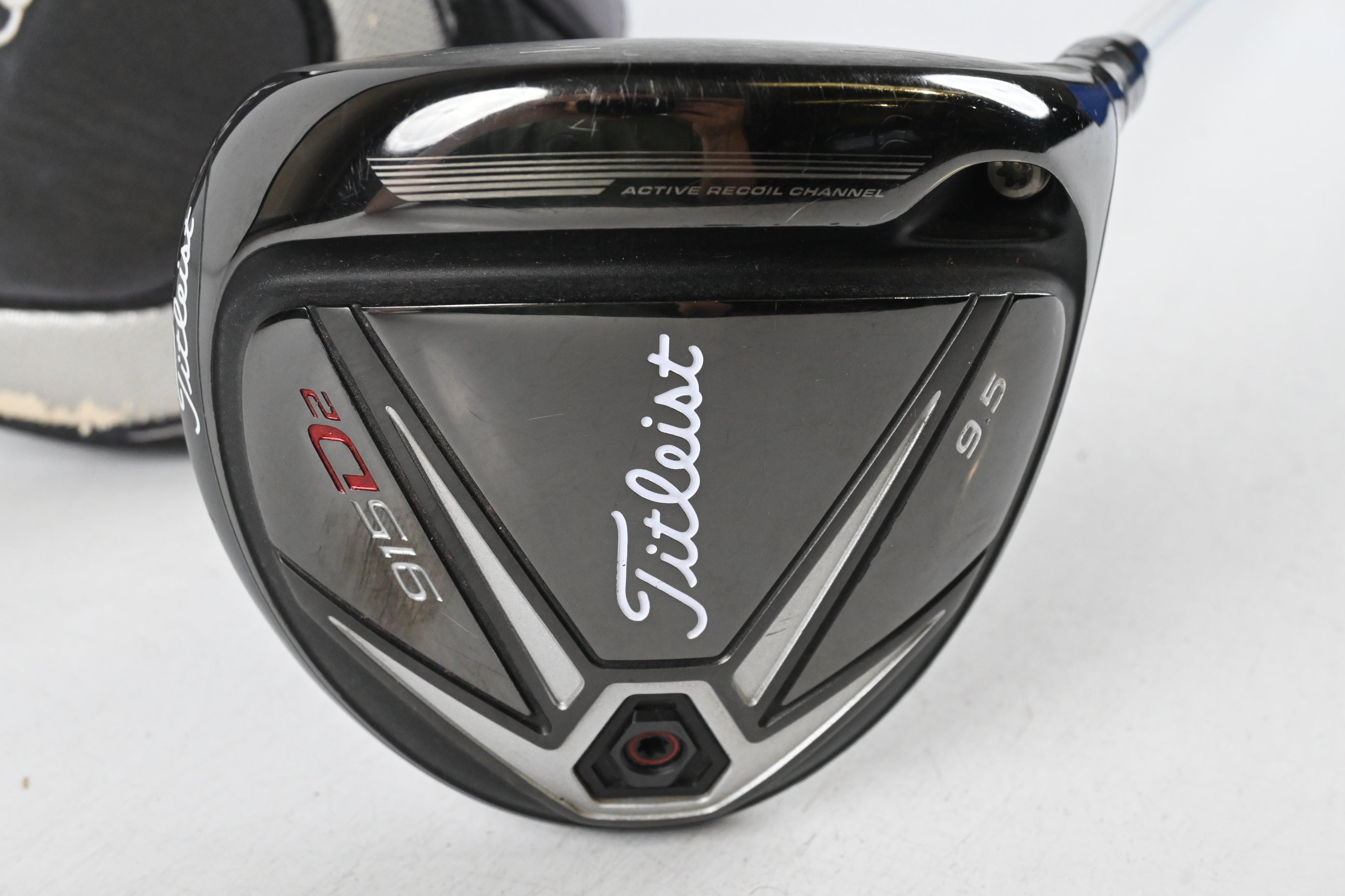Titleist 915 D2 Driver / 9.5 Degree / Stiff Flex Aldila Rogue 110 MSI 70 Shaft