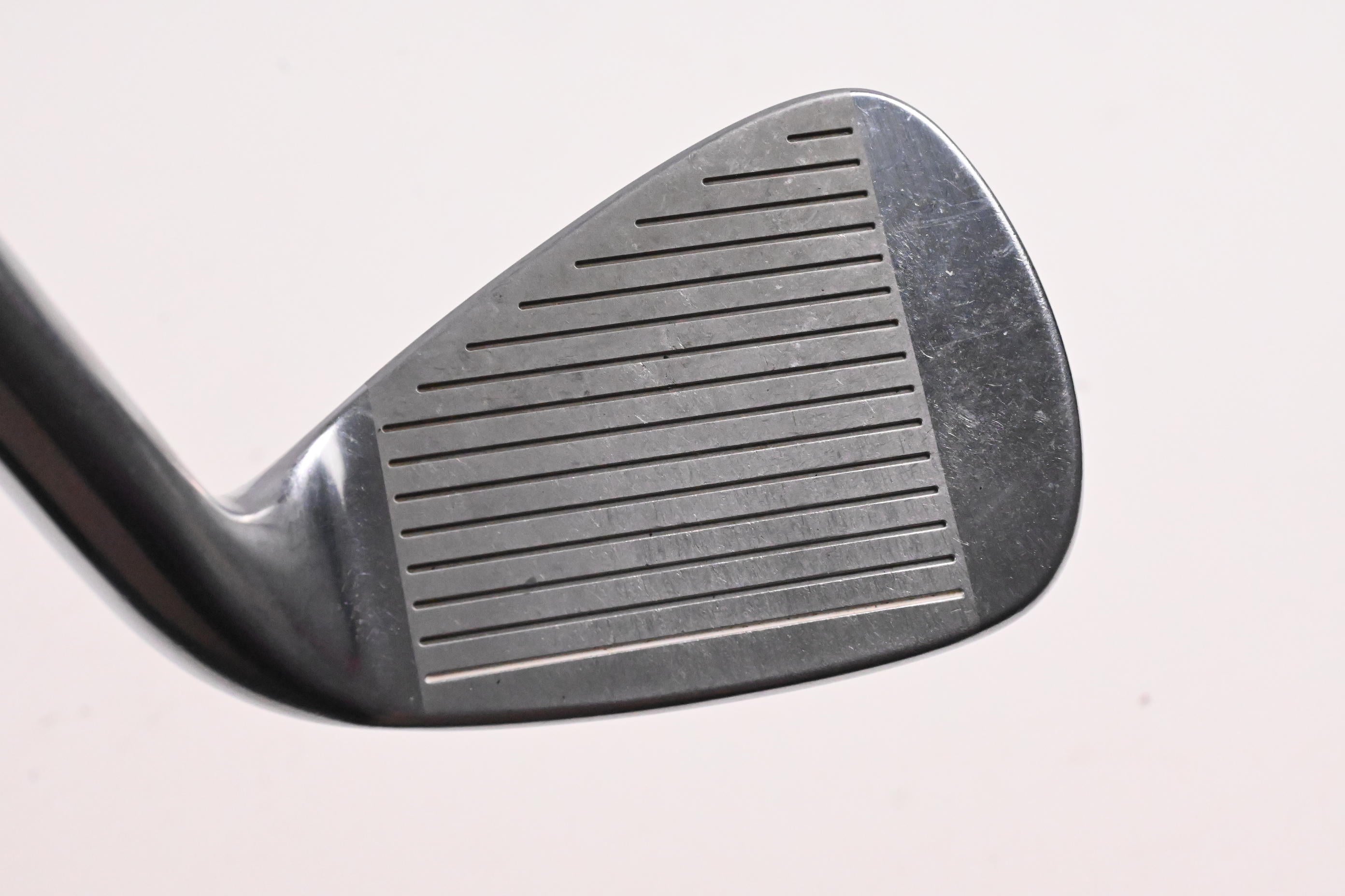 Left Hand Cleveland 588 TT Gap Wedge / 49 Degree / Wedge Flex Traction 85