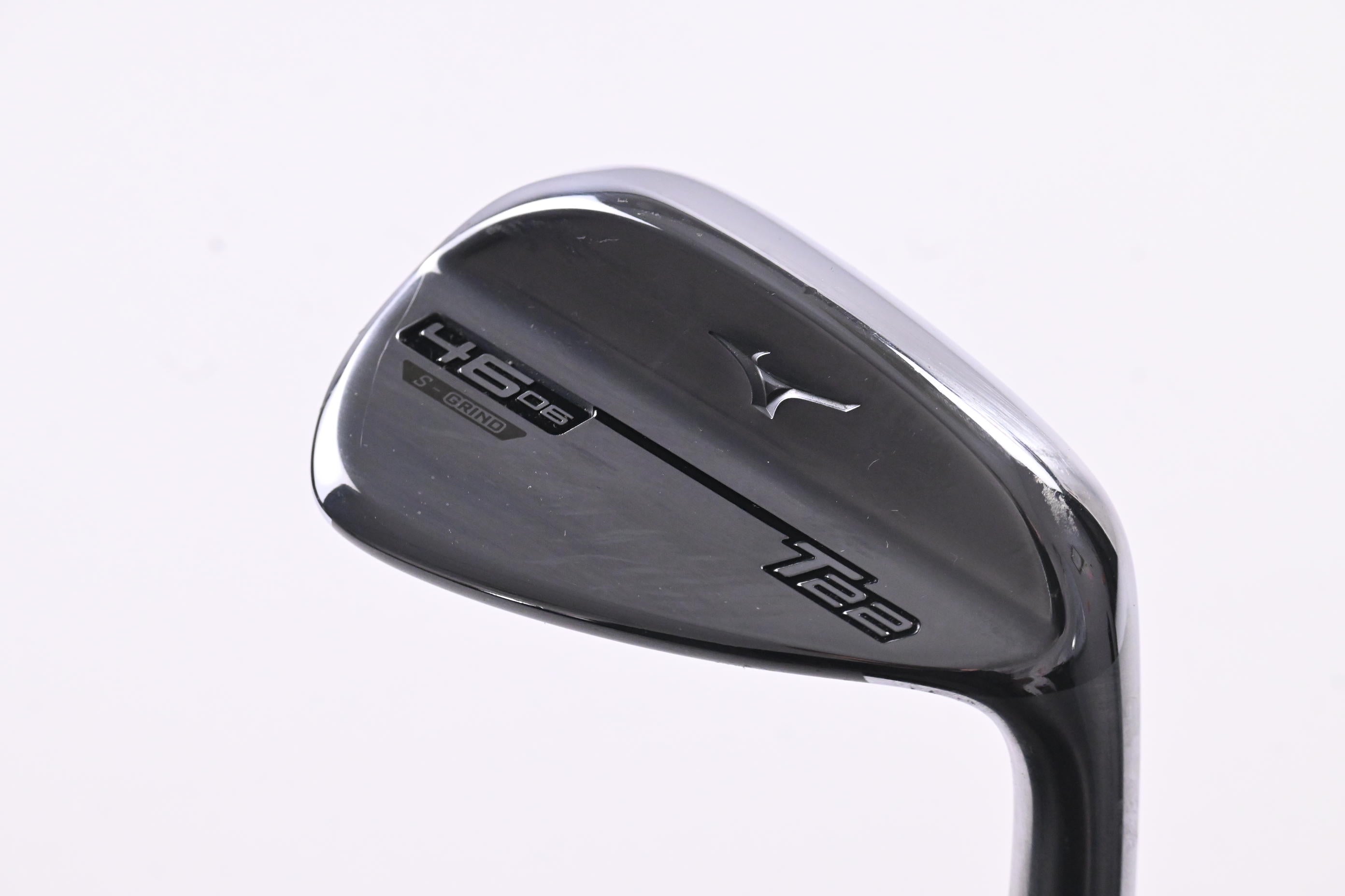 Mizuno T22 Pitching Wedge / 46 Degree / Stiff Flex Dynamic Gold S400 Shaft