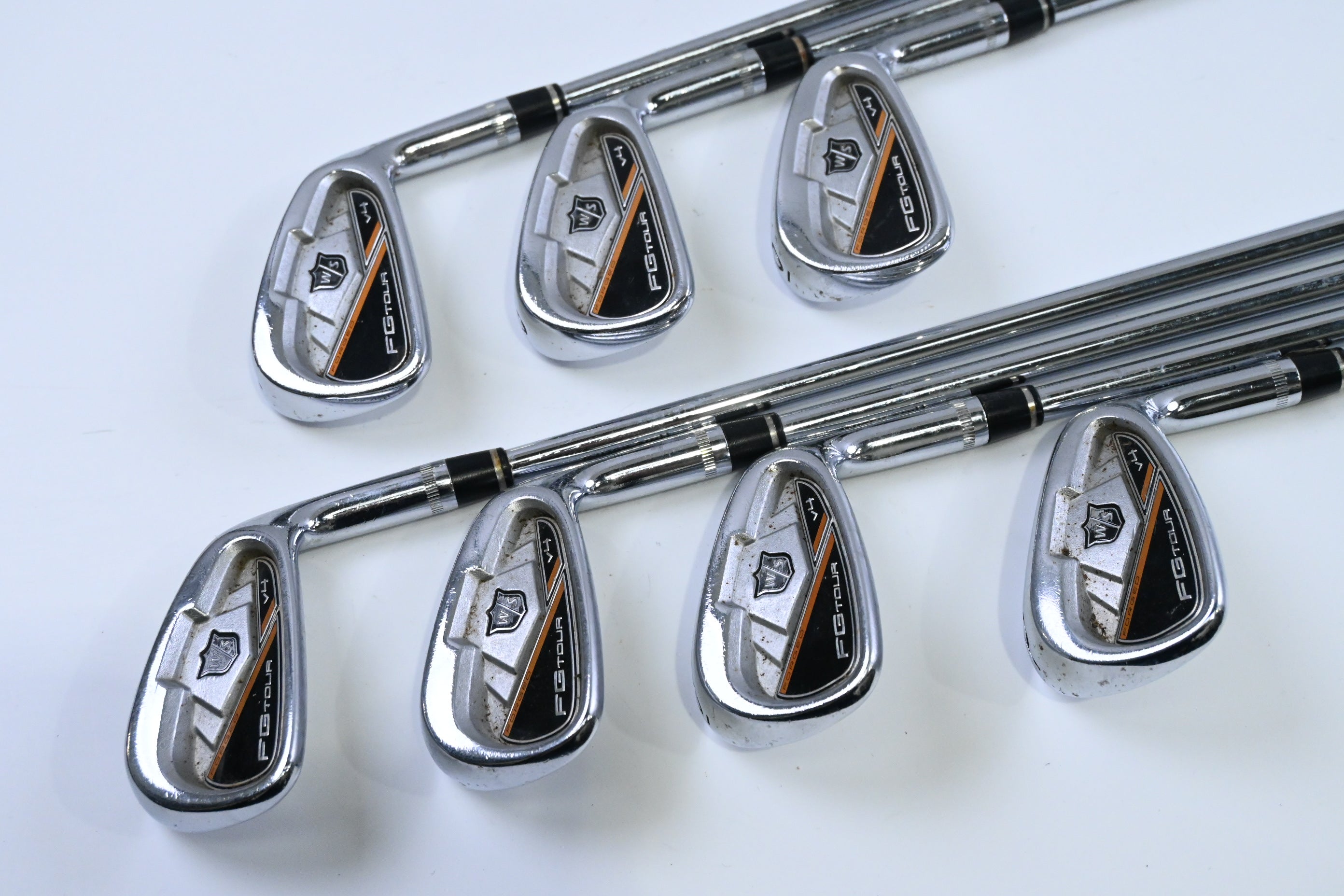 Wilson FG Tour V4 Irons / 4-PW / Stiff Flex Project X Rifle Precision 6.0