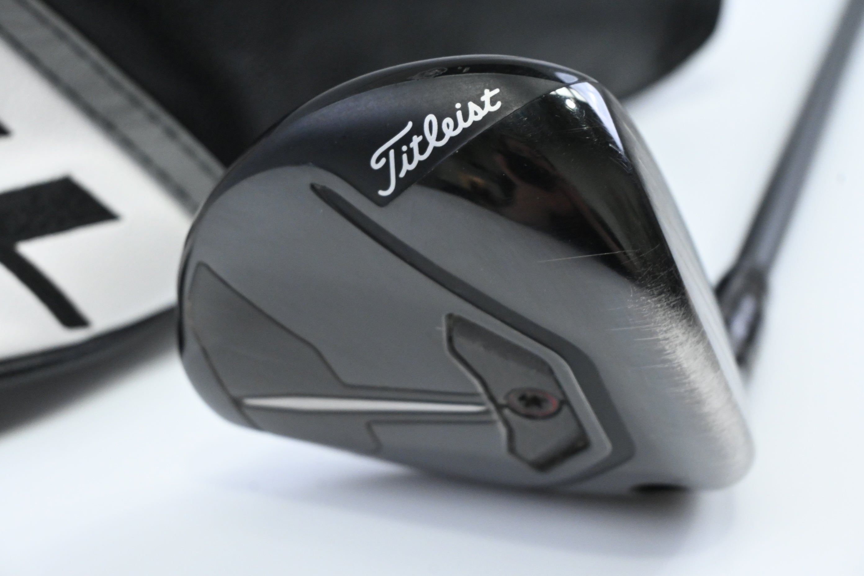 Titleist TSR2 #5 Wood / 18 Degree / Stiff Flex HZRDUS Smoke Black 70 Shaft